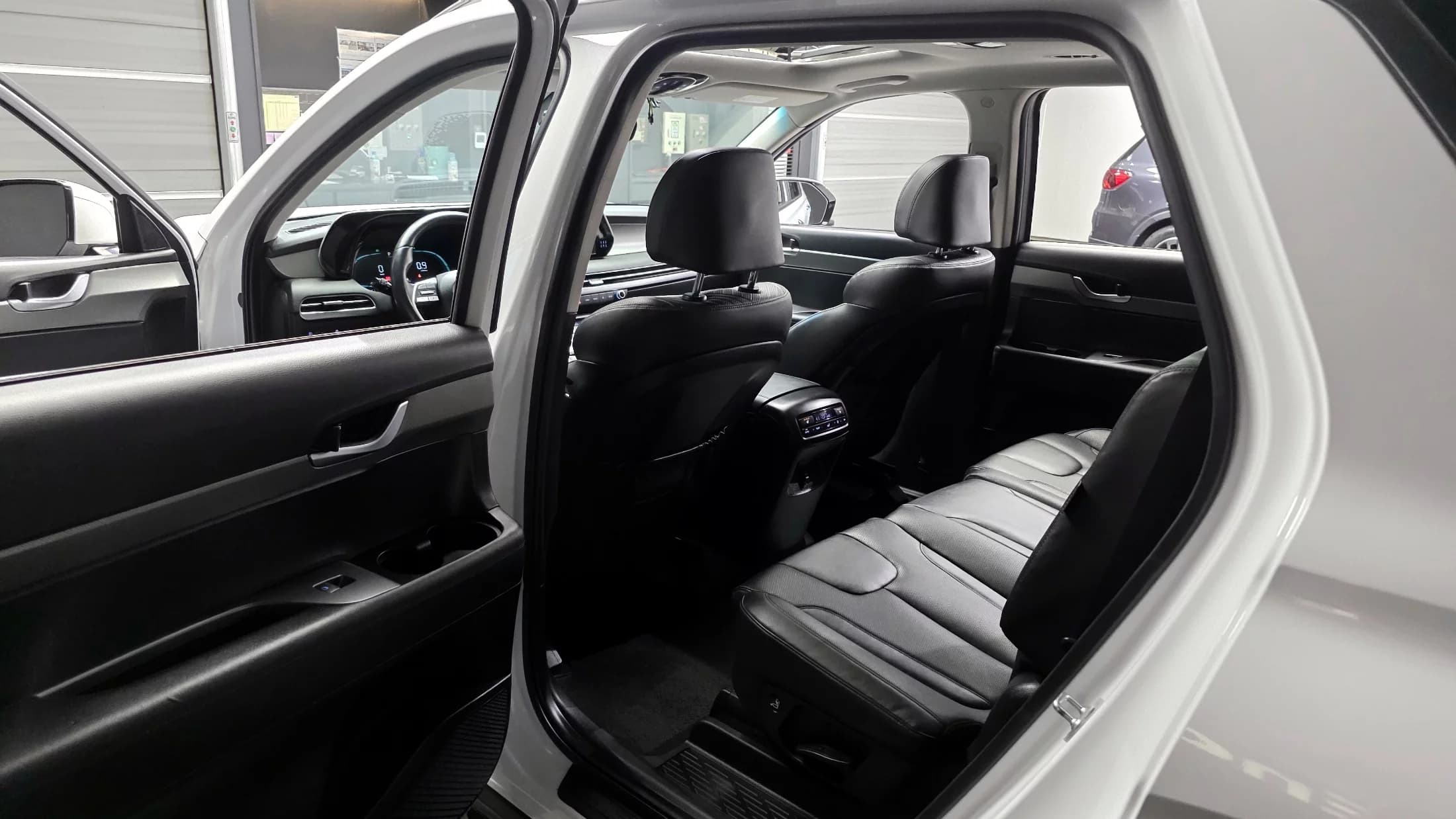 Hyundai Palisade Diesel 2.2 4WD Exclusive, 2023 г. 56290 км. — фото 11