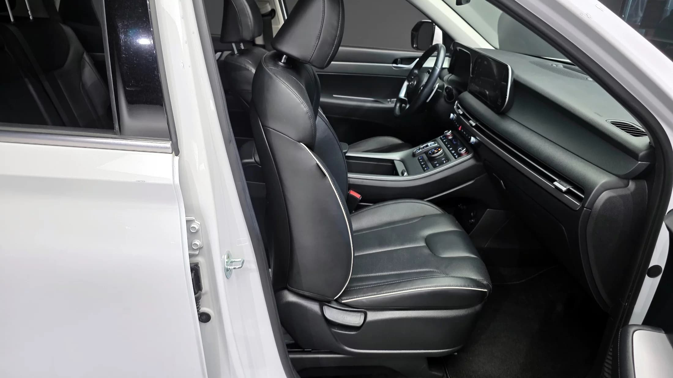 Hyundai Palisade Diesel 2.2 4WD Exclusive, 2023 г. 56290 км. — фото 12