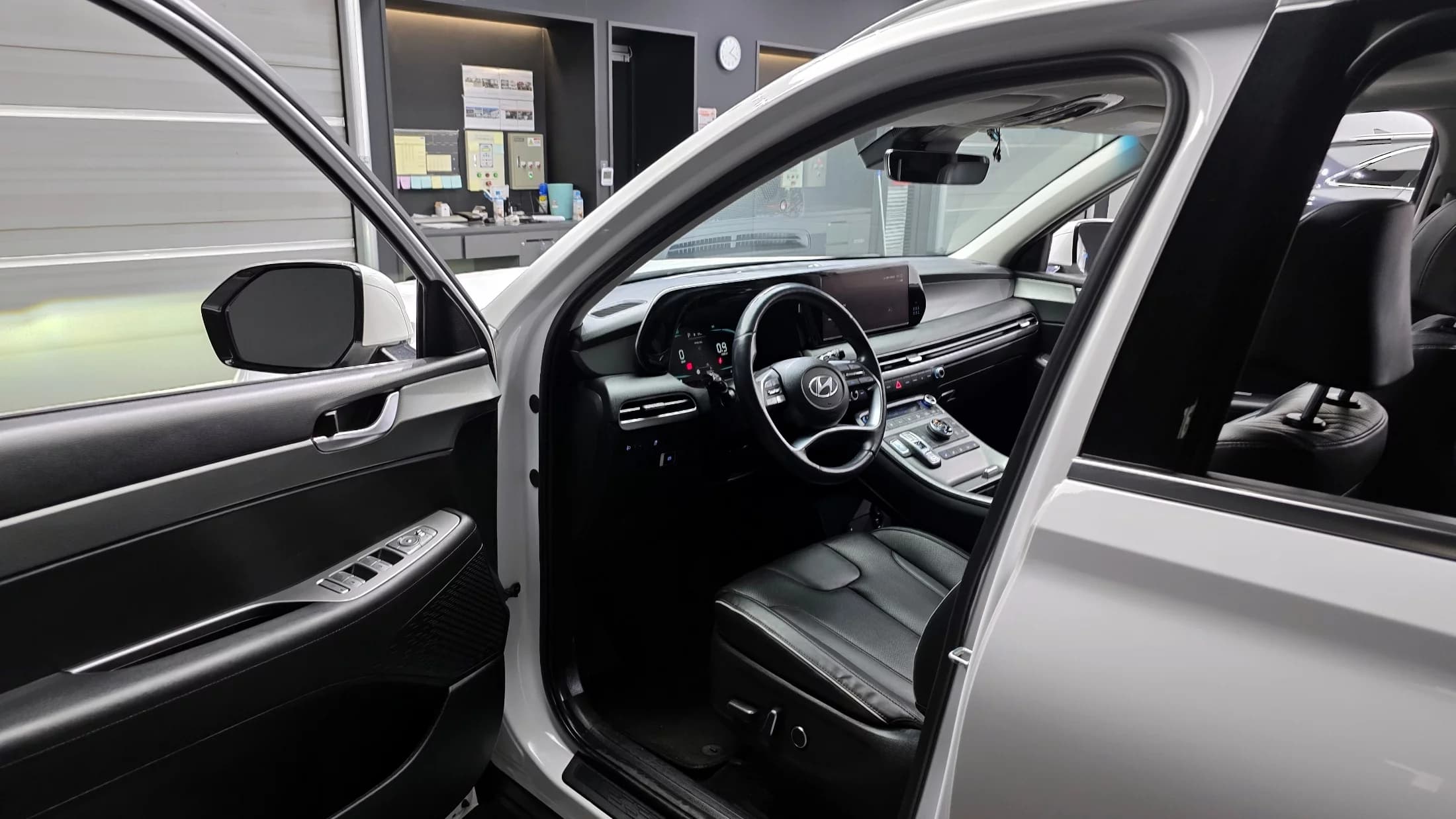 Hyundai Palisade Diesel 2.2 4WD Exclusive, 2023 г. 56290 км. — фото 10