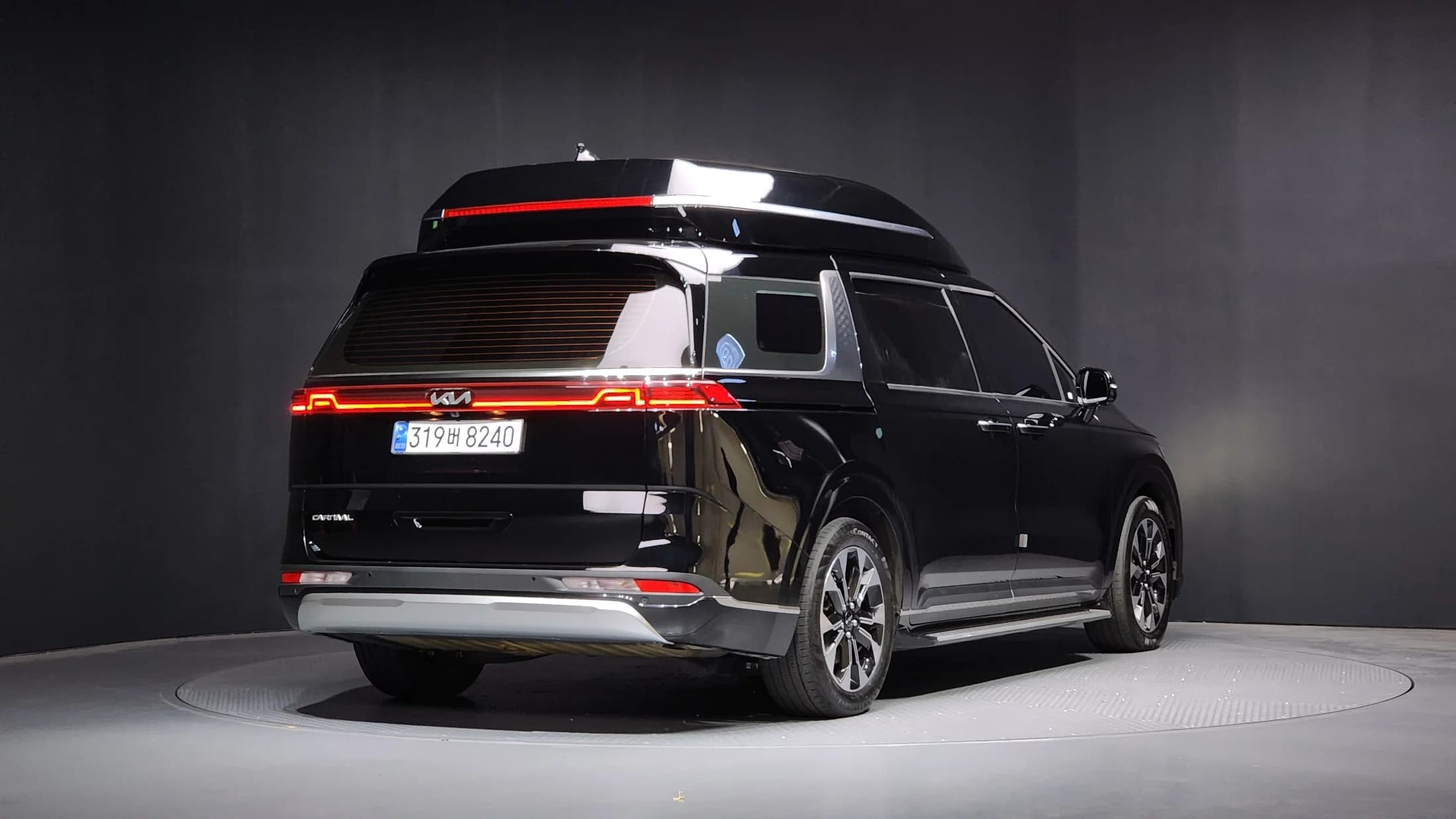 Kia Carnival Gasoline 7-Seater Hi-Limousine Signature, 2022 г. 47477 км. — фото 2