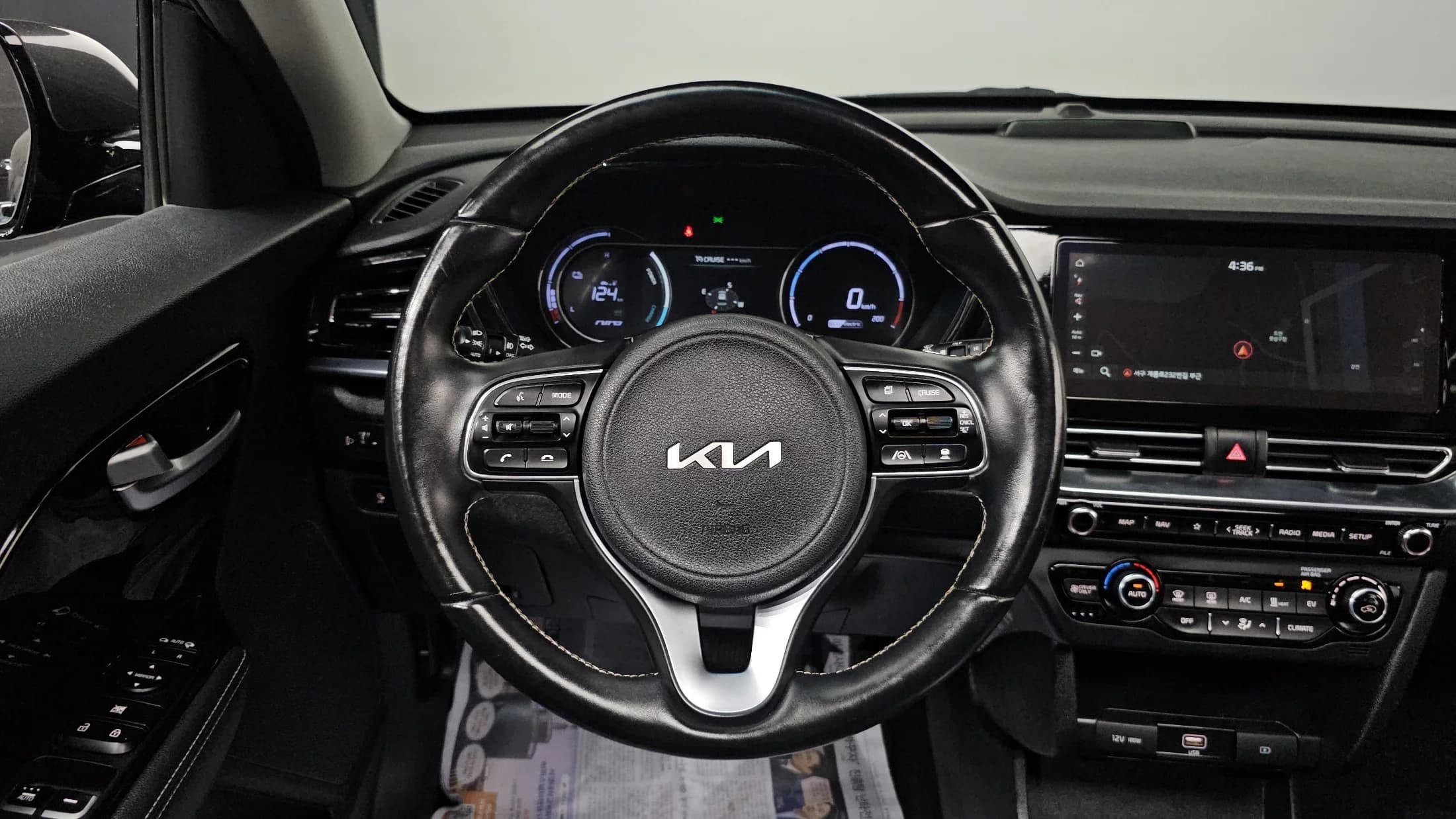 Kia Niro Prestige, электромобиль, 2021 г. 79623 км. — фото 14