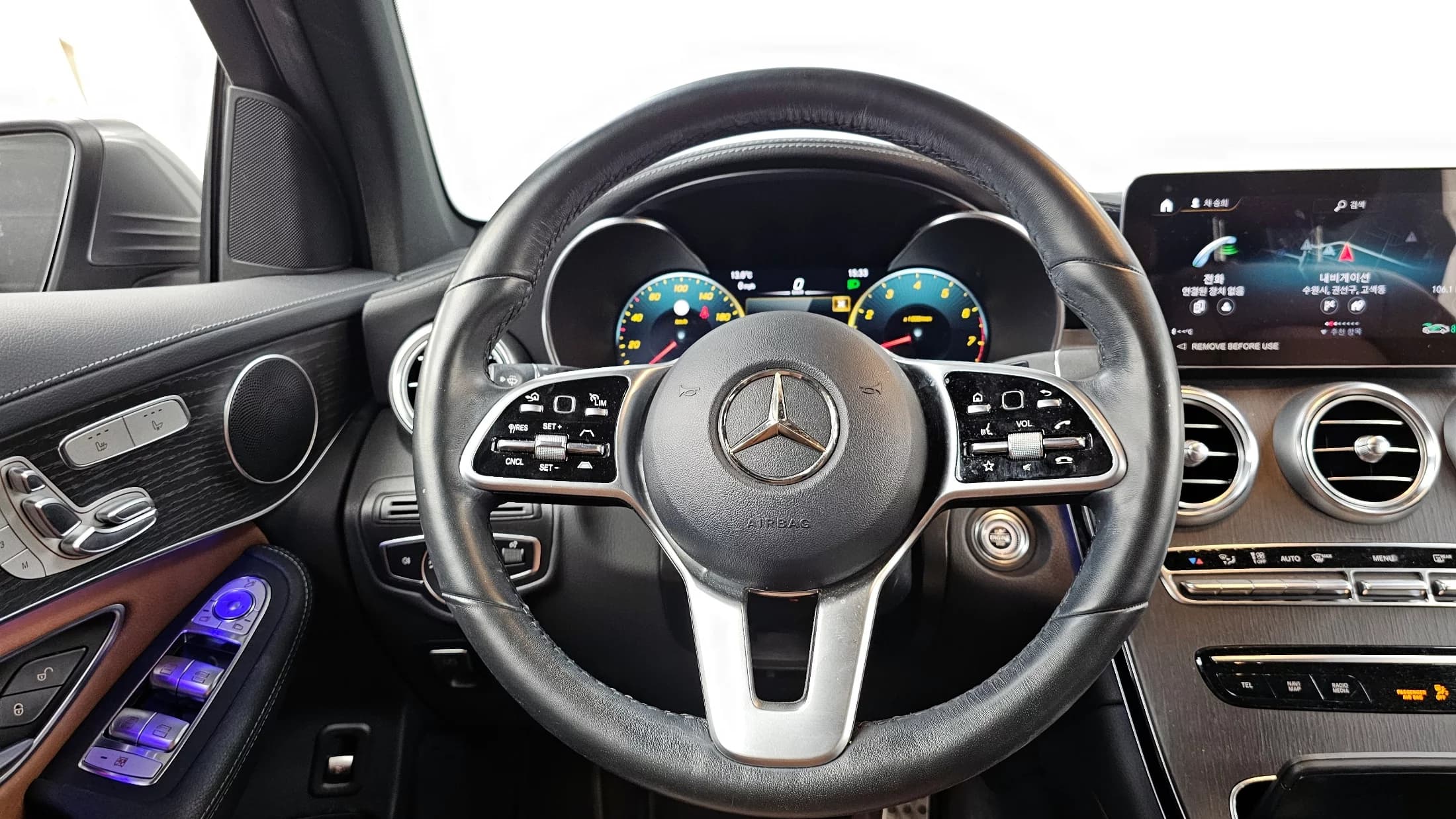 Mercedes-Benz GLC-Class GLC300 4MATIC, 2022 г. 29490 км. — фото 13