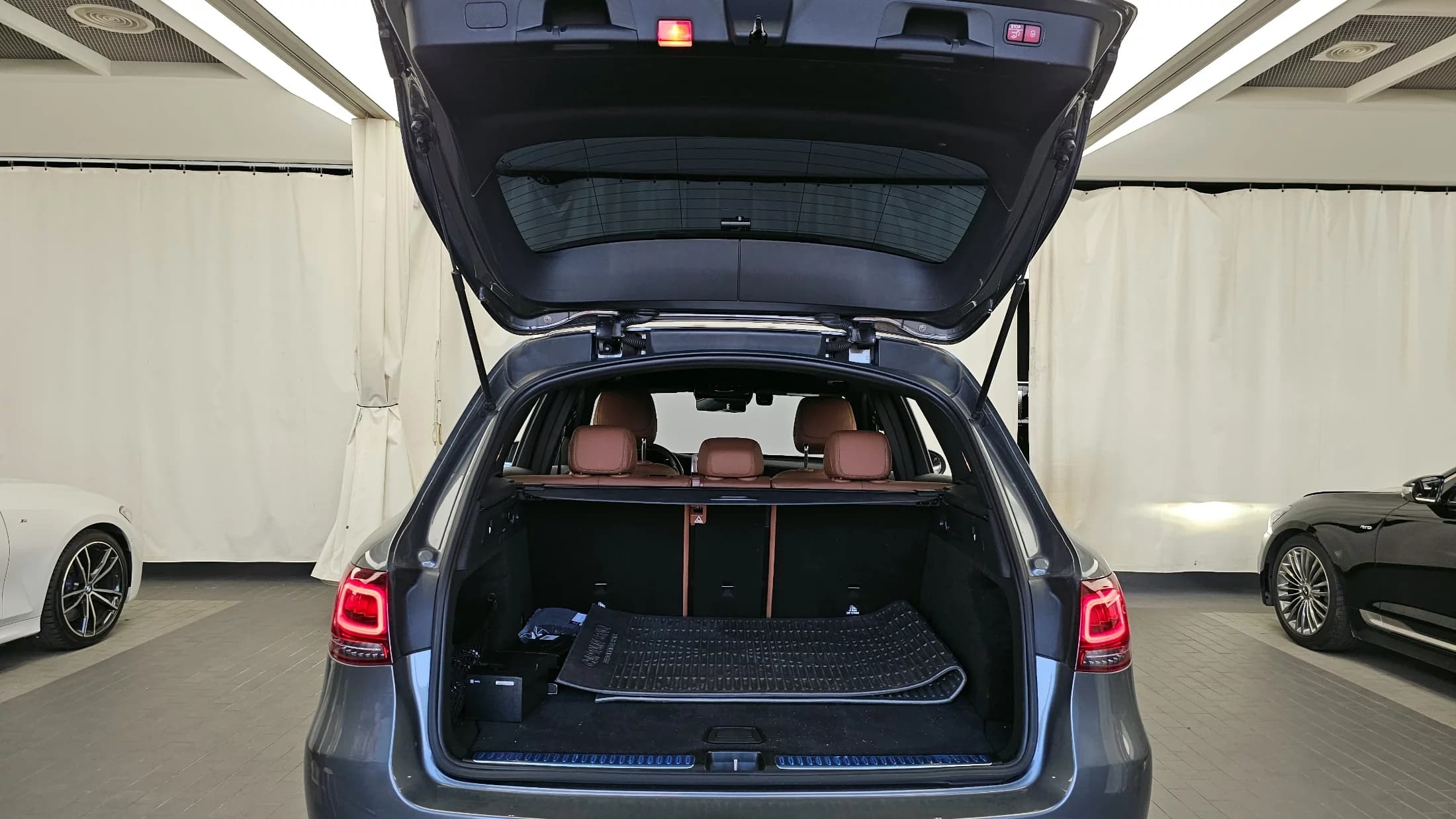 Mercedes-Benz GLC-Class GLC300 4MATIC, 2022 г. 29490 км. — фото 20