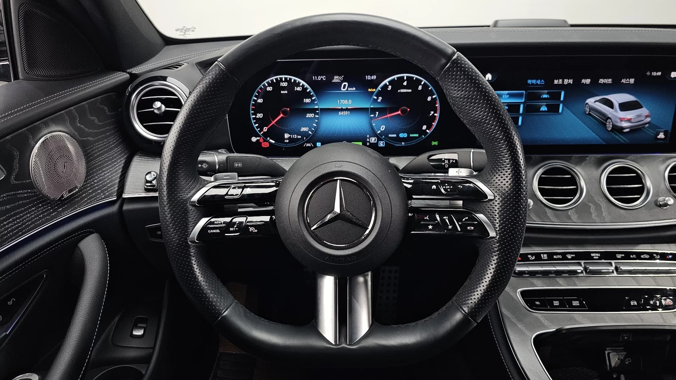 Mercedes-Benz E-Class E350 4MATIC AMG Line, 2023 г. 64736 км. — фото 13