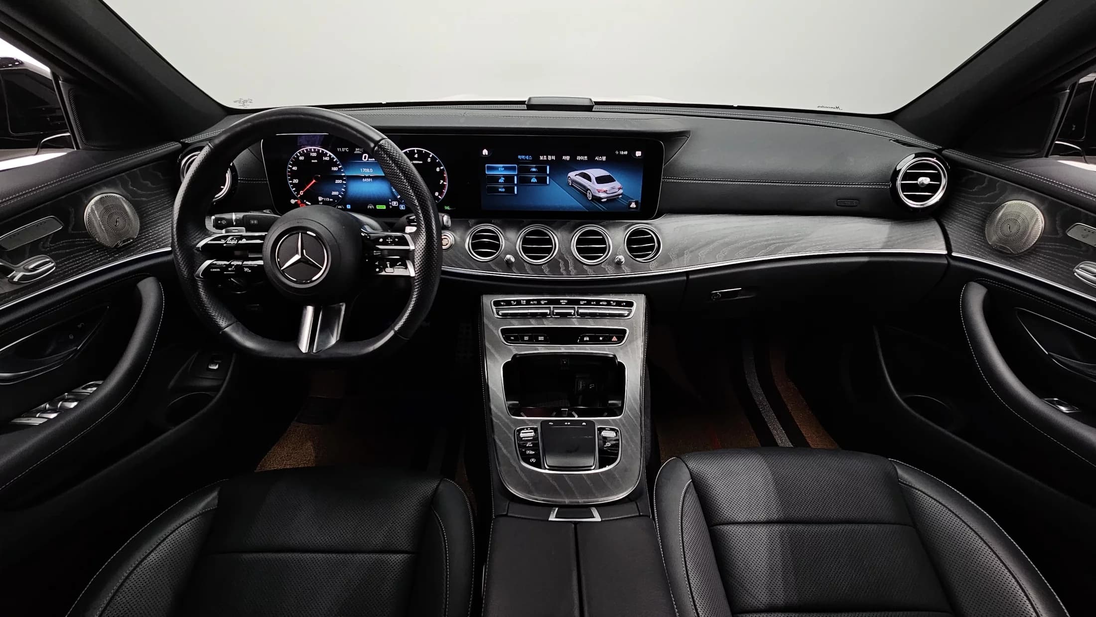 Mercedes-Benz E-Class E350 4MATIC AMG Line, 2023 г. 64736 км. — фото 7