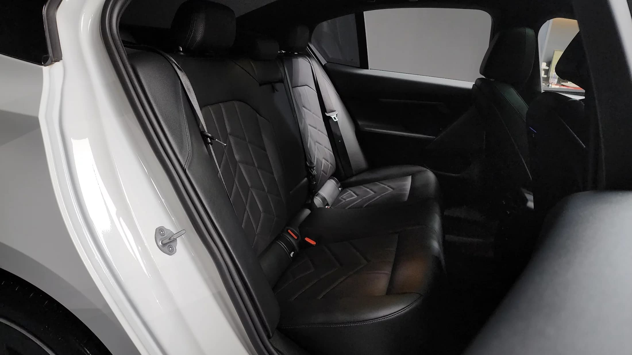 BMW 5-Series 520i M Sport, 2023 г. 9962 км. — фото 12