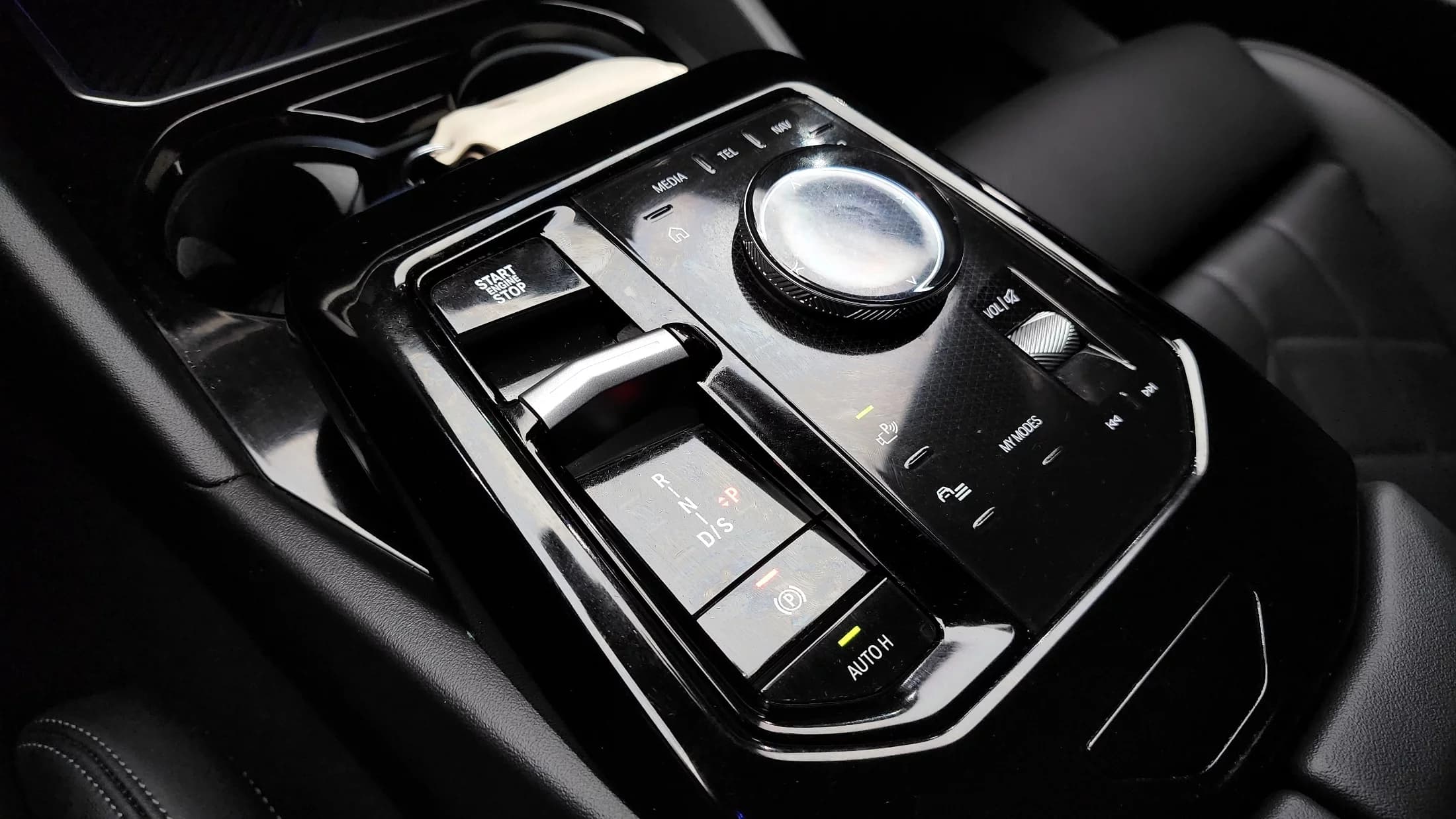BMW 5-Series 520i M Sport, 2023 г. 9962 км. — фото 9