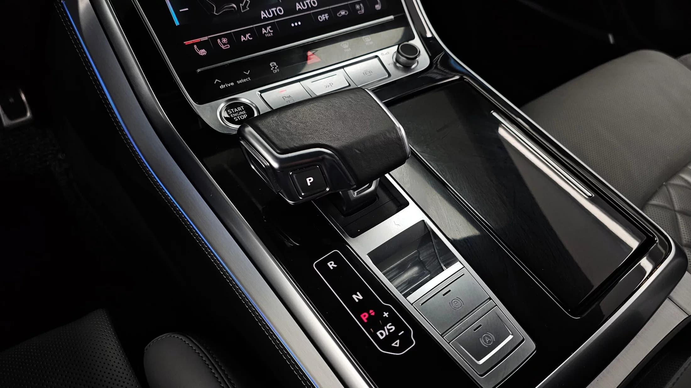 Audi Q7 55 TFSI Quattro Premium, 2021 г. 63594 км. — фото 9