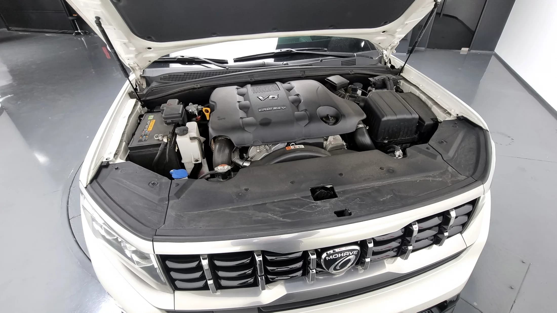 Kia Mohave Diesel 3.0 4WD 7-Seater Masters, 2021 г. 43605 км. — фото 6