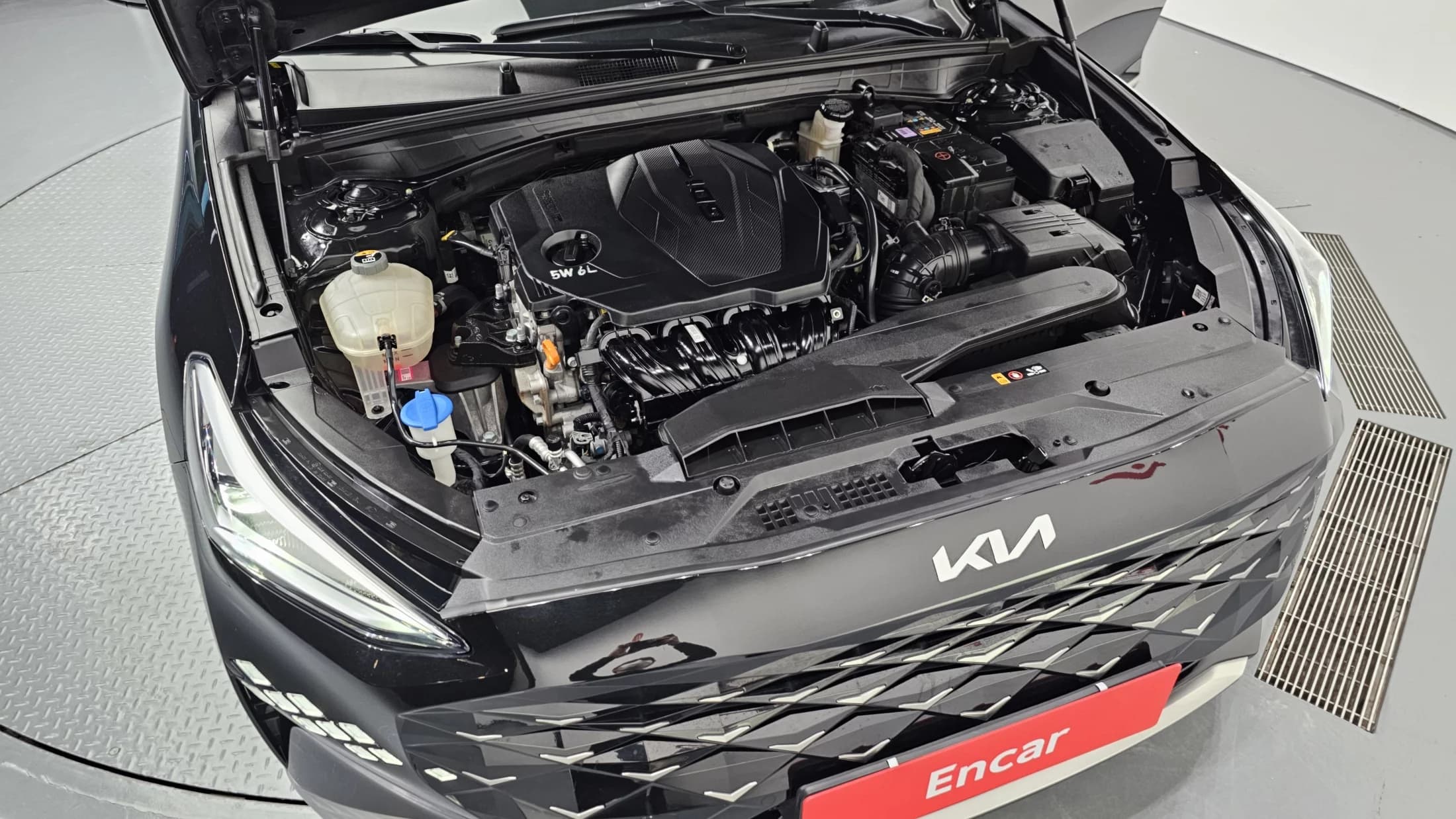 Kia K8 2.5 Gasoline 2WD Signature, 2022 г. 86483 км. — фото 6