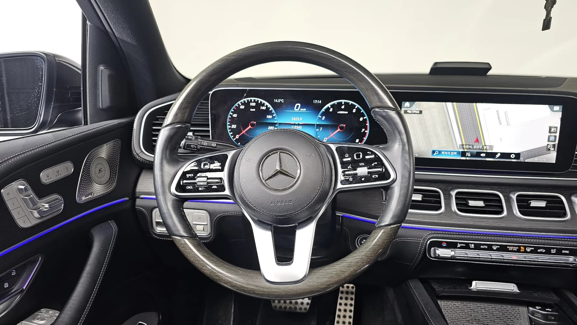 Mercedes-Benz GLS-Class GLS580 4MATIC, 2023 г. 119480 км. — фото 13