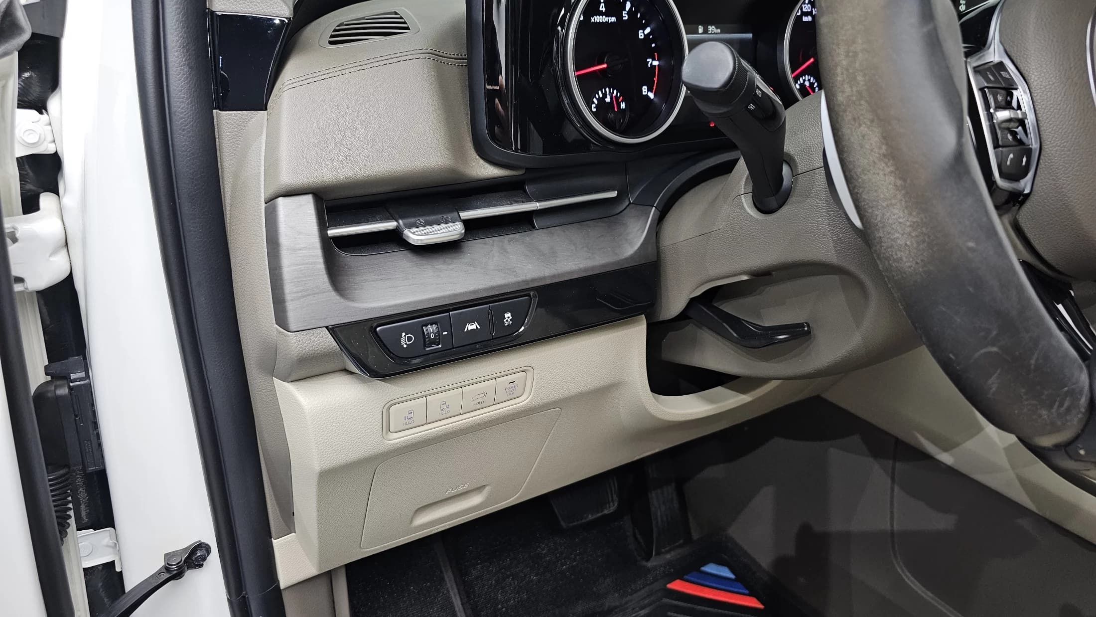 Kia Carnival Gasoline 9-Seater Noblesse, 2023 г. 68870 км. — фото 13