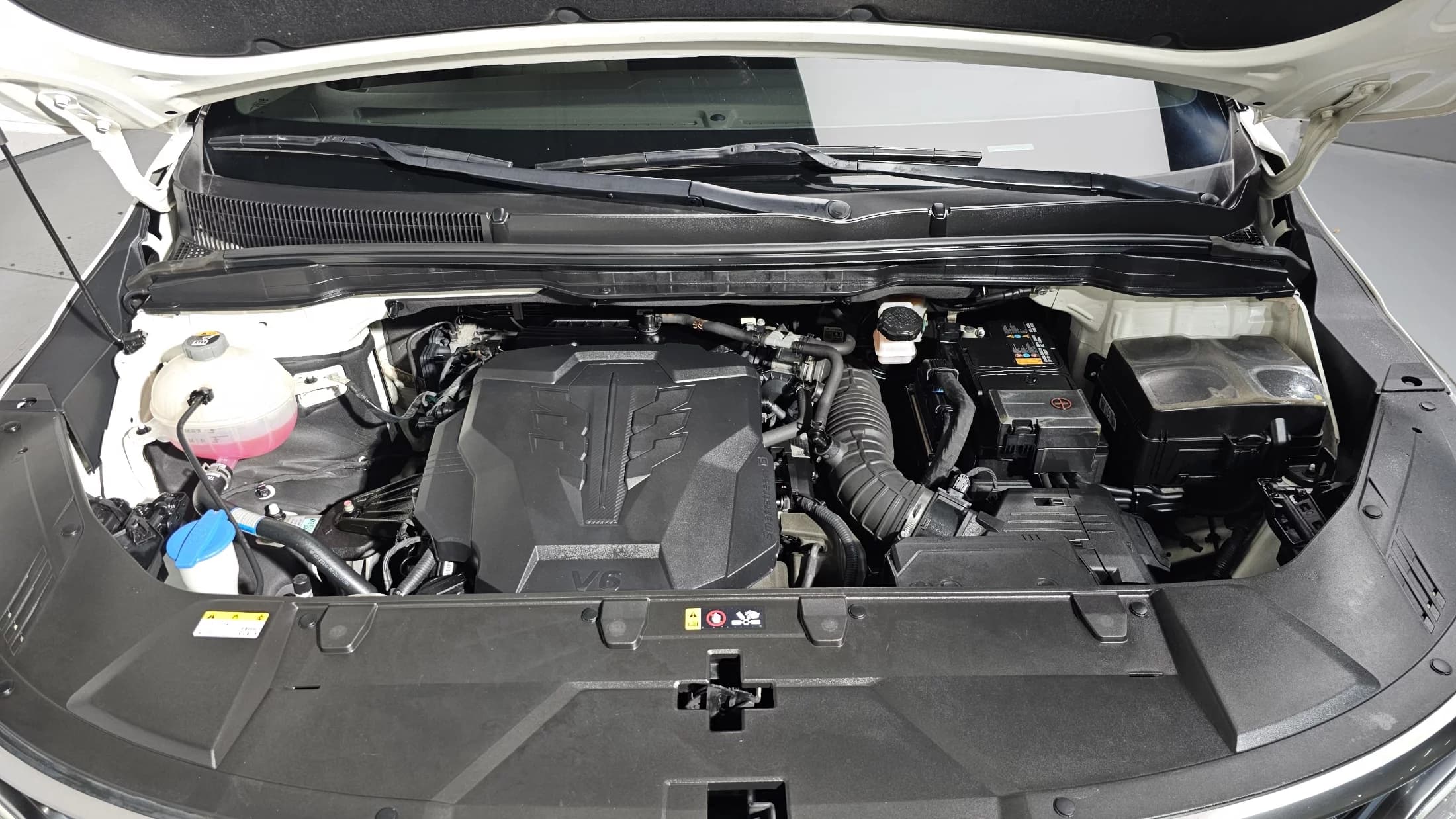 Kia Carnival Gasoline 9-Seater Noblesse, 2023 г. 68870 км. — фото 6