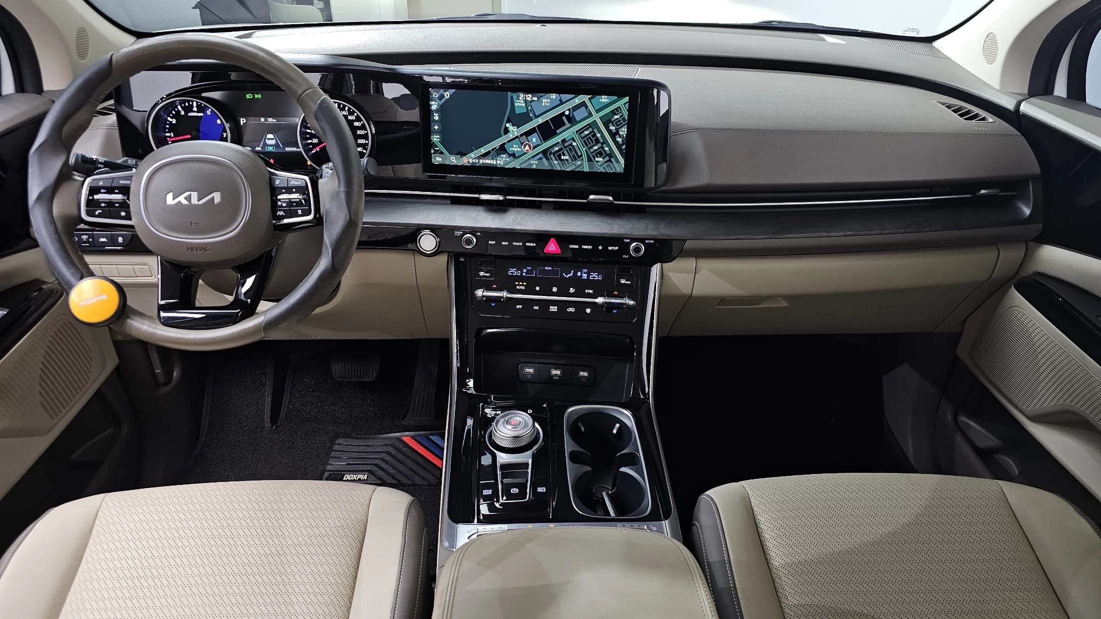 Kia Carnival Gasoline 9-Seater Noblesse, 2023 г. 68870 км. — фото 7