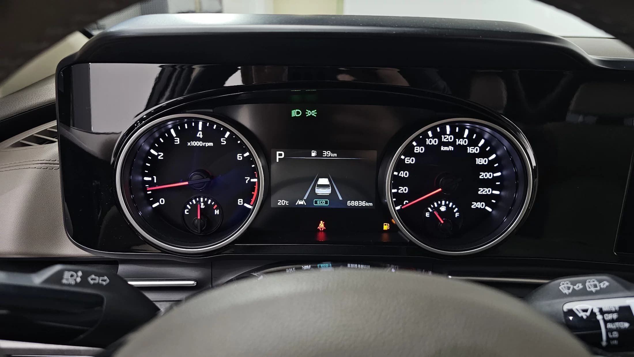 Kia Carnival Gasoline 9-Seater Noblesse, 2023 г. 68870 км. — фото 8