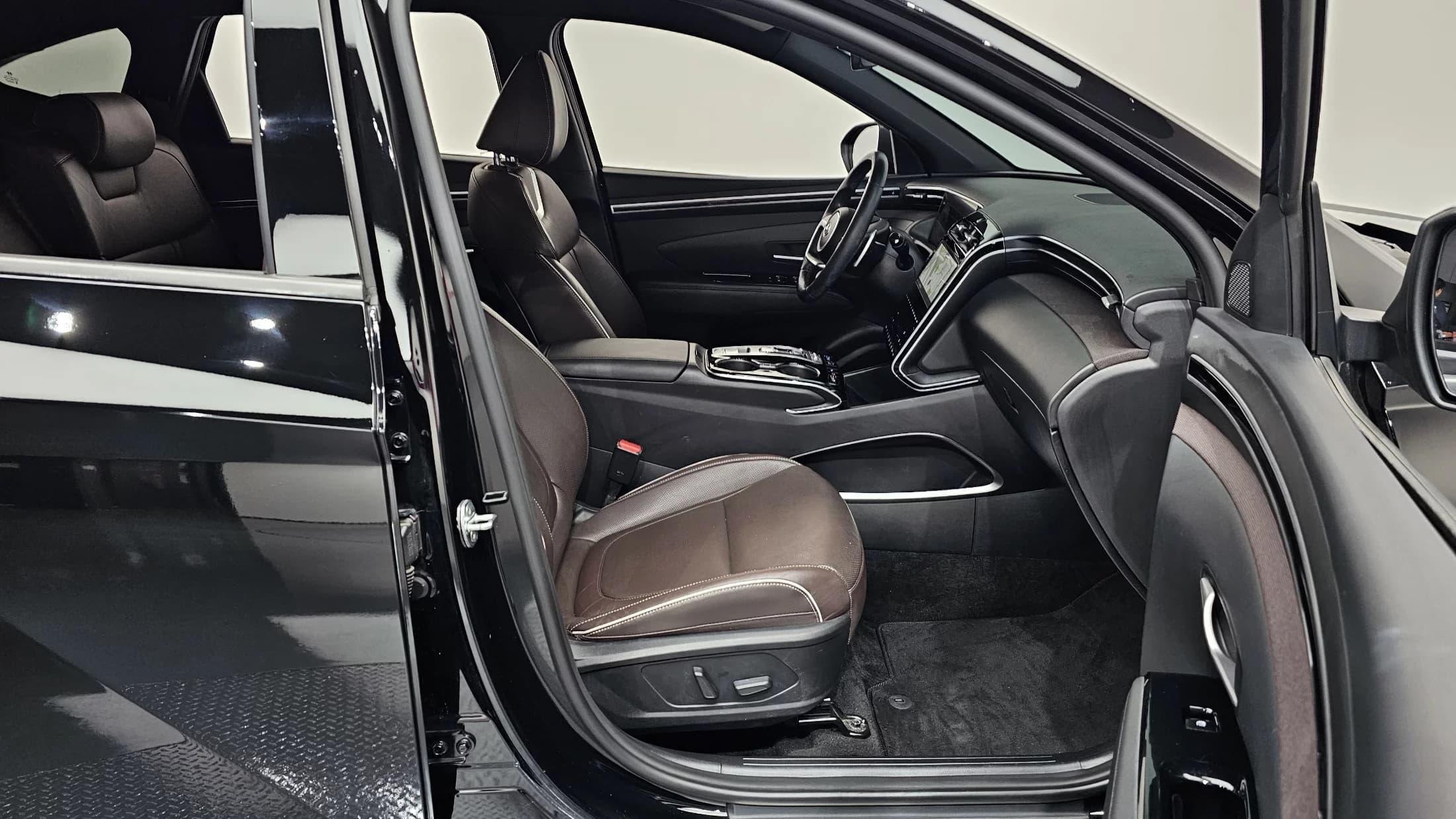 Hyundai Tucson Gasoline 1.6 Turbo 2WD Inspiration, 2021 г. 72771 км. — фото 11