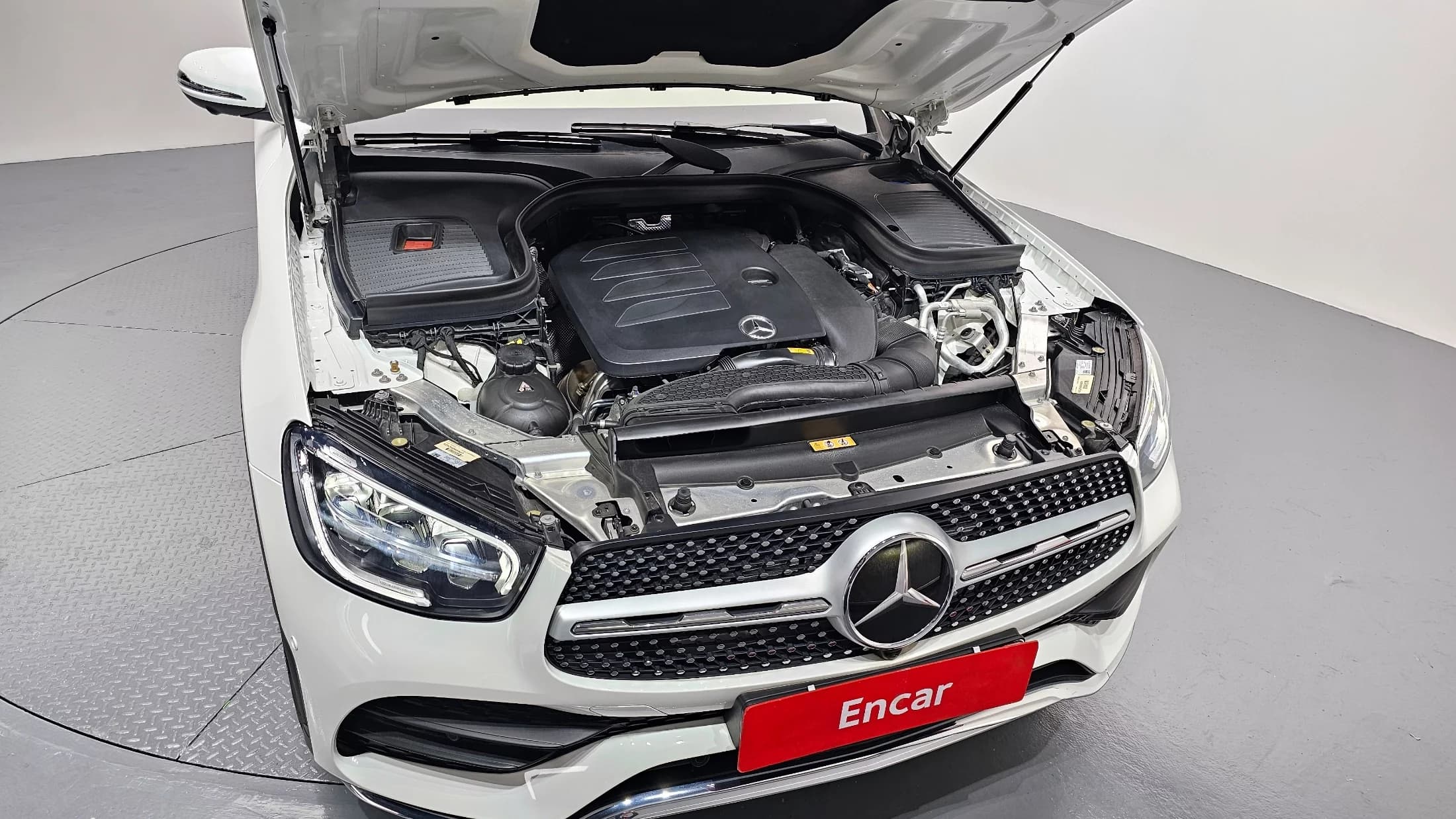 Mercedes-Benz GLC-Class GLC300 4MATIC, 2022 г. 7120 км. — фото 6