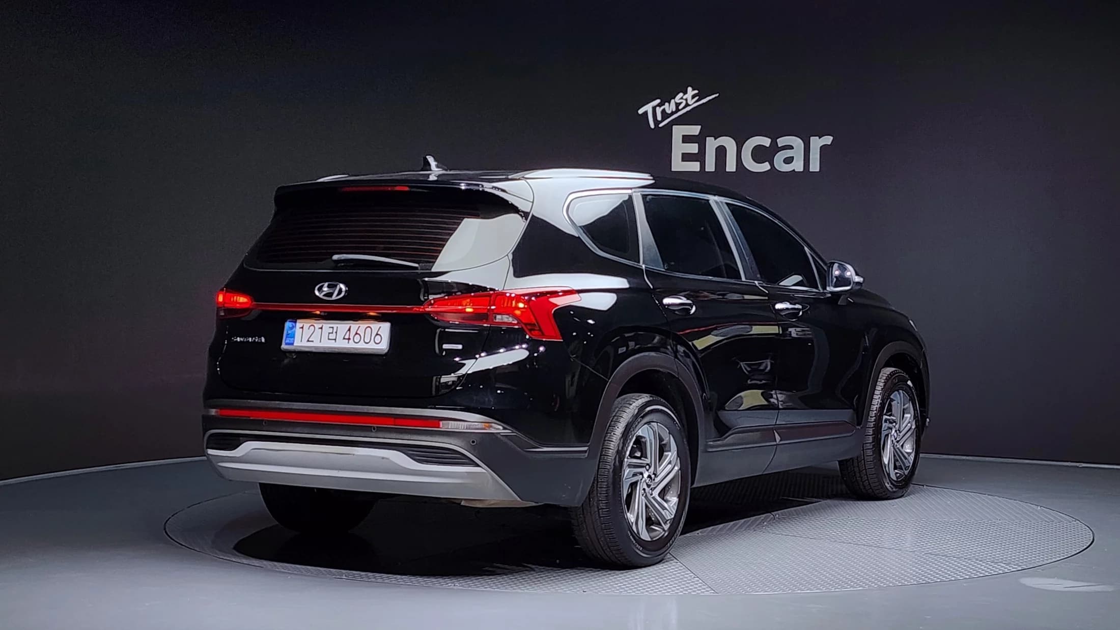 Hyundai Santa Fe Gasoline 2.5T 4WD Premium, 2021 г. 68519 км. — фото 4