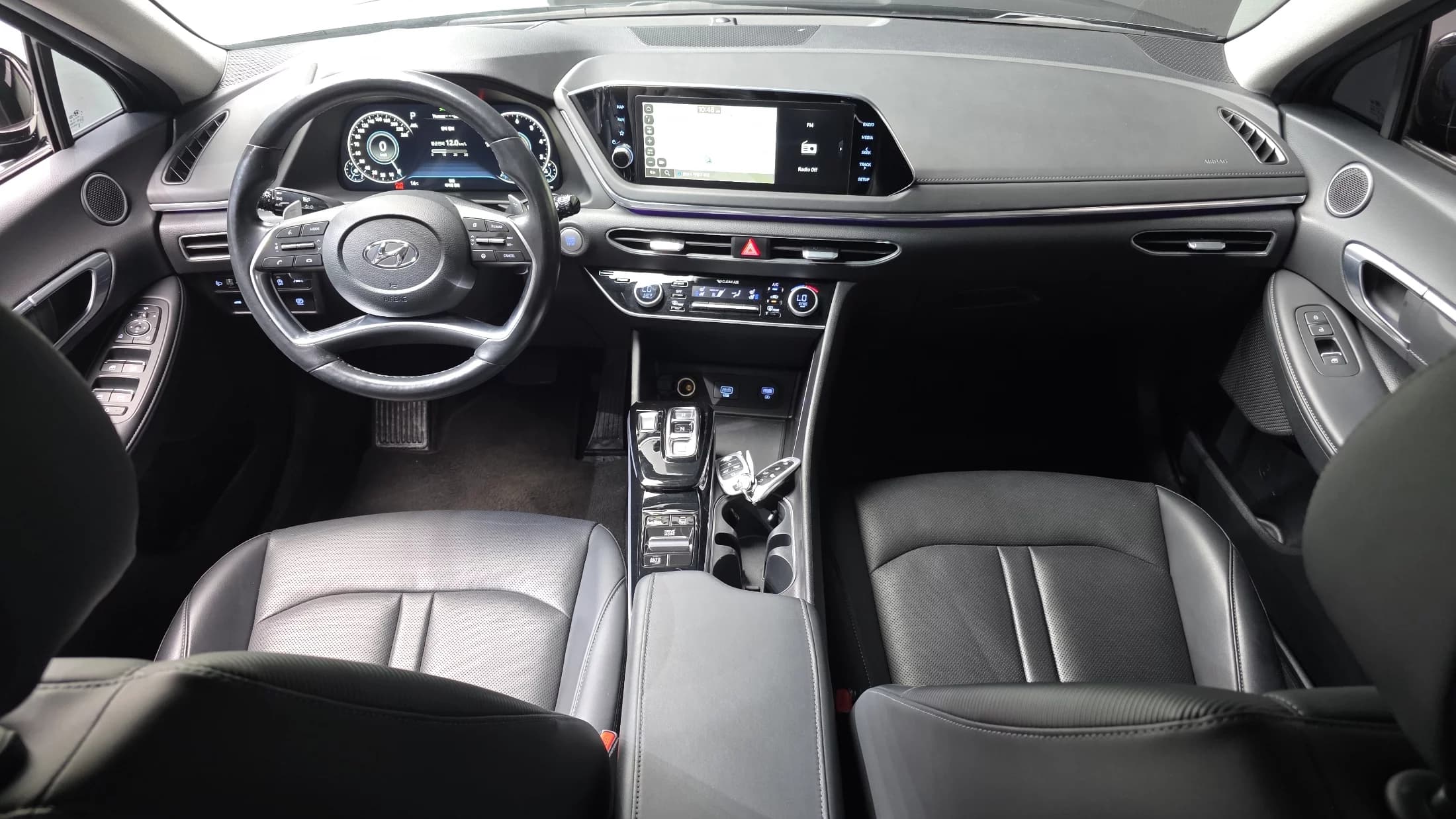 Hyundai Sonata 2.0 Premium Plus, 2022 г. 69114 км. — фото 7