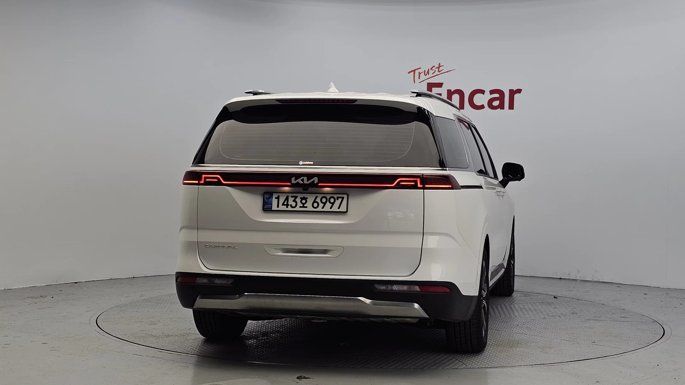 Kia Carnival 9-Seater Signature, 2021 г. 74794 км. — фото 4