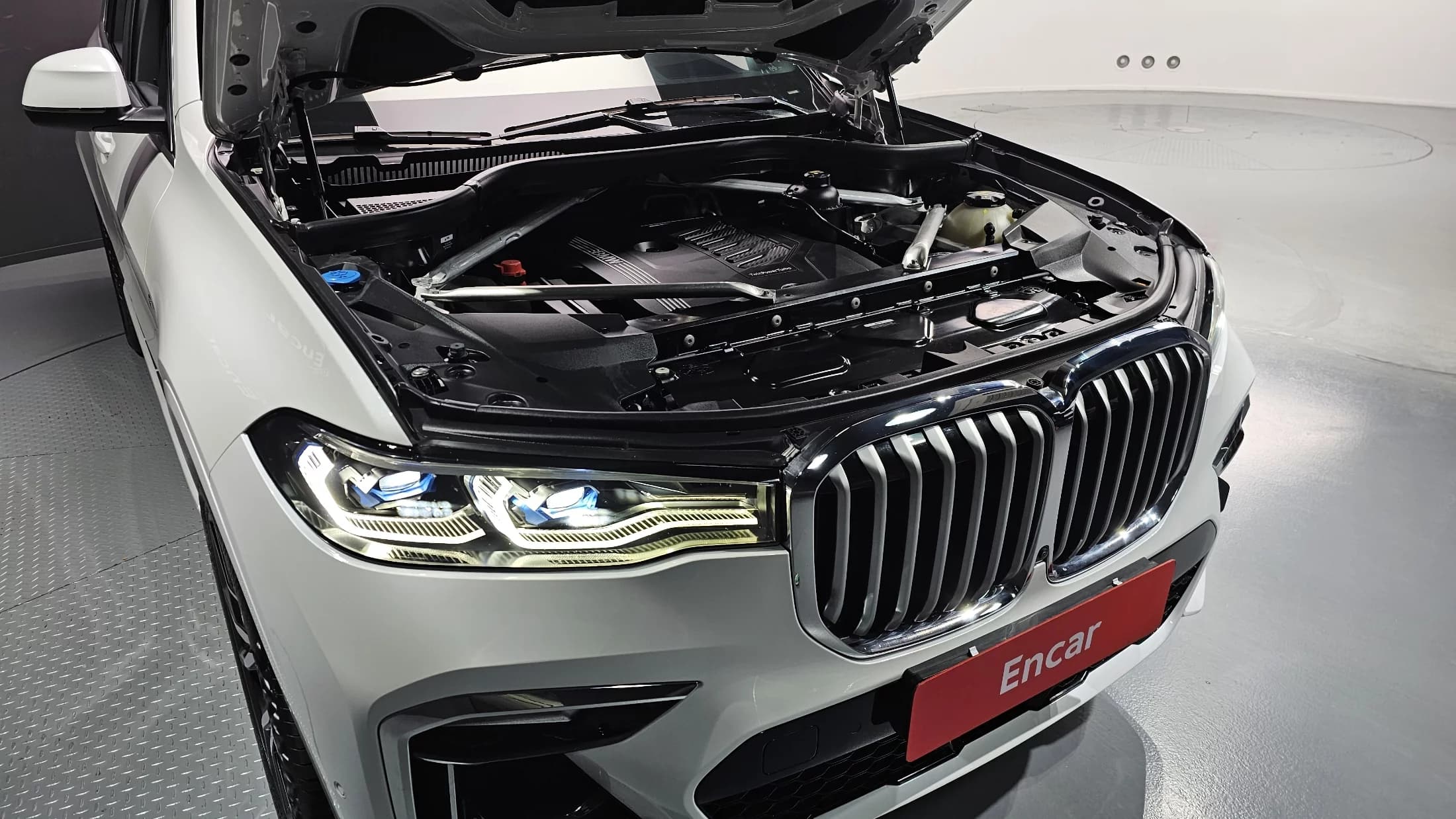 BMW X7 xDrive 40i M Sport 6STR, 2022 г. 76117 км. — фото 6