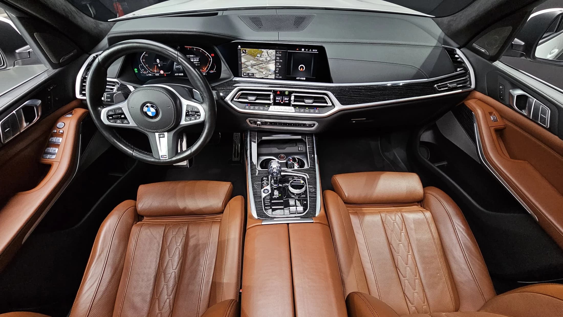 BMW X7 xDrive 40i M Sport 6STR, 2022 г. 76117 км. — фото 7