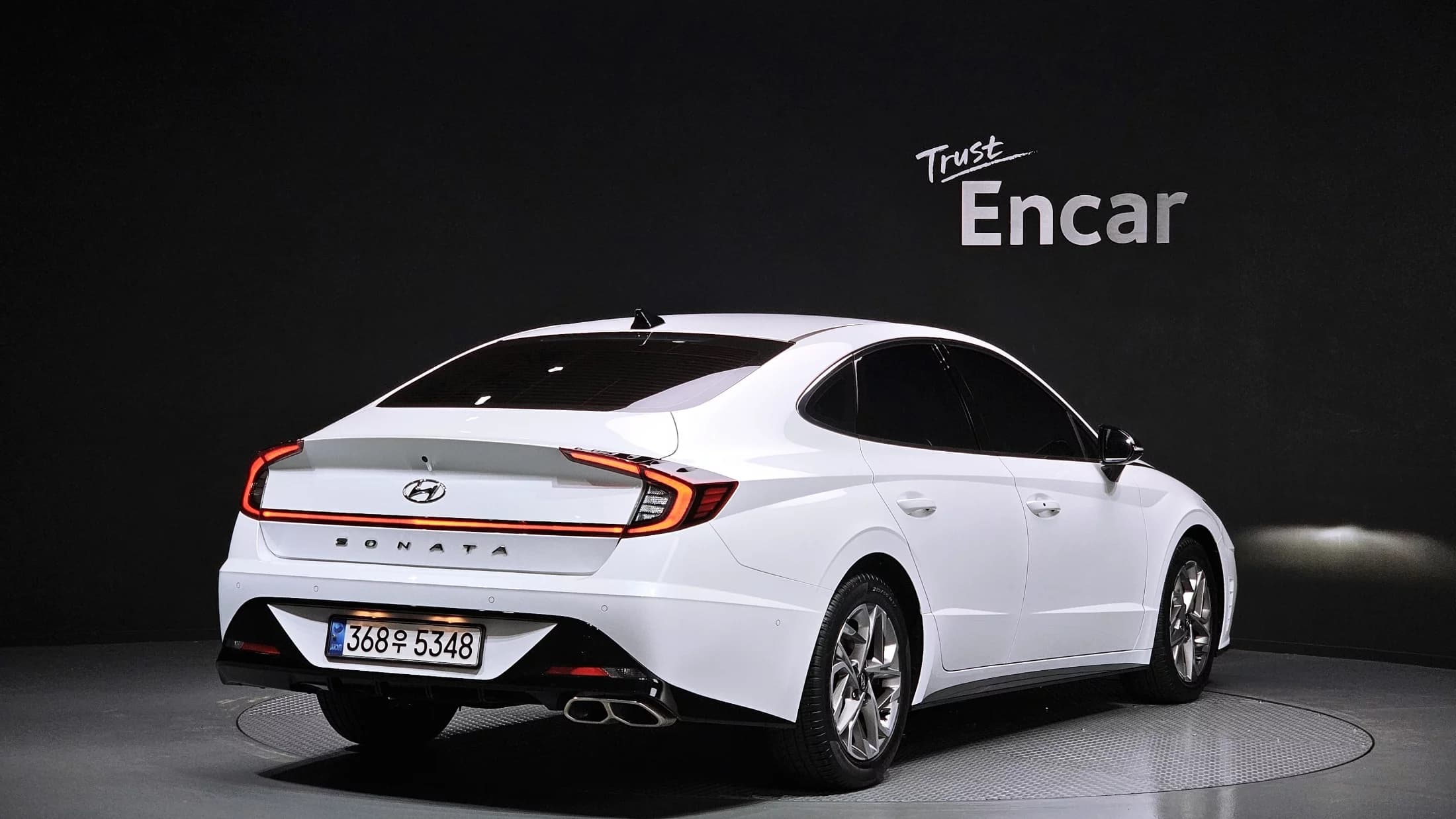 Hyundai Sonata 1.6 Turbo Premium Family, 2021 г. 53048 км. — фото 2