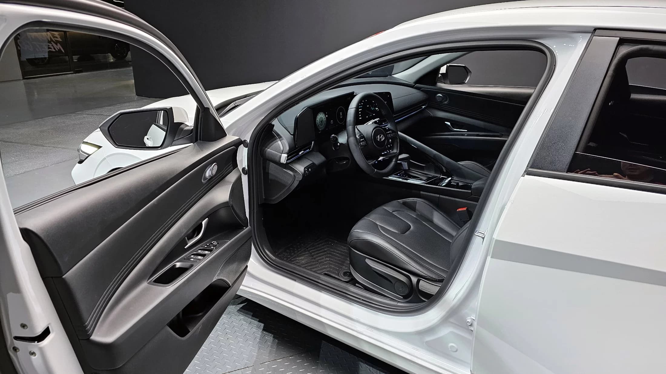Hyundai AVANTE (Хендай Элантра) 1.6 Modern, 2025 г. 3575 км. — фото 11