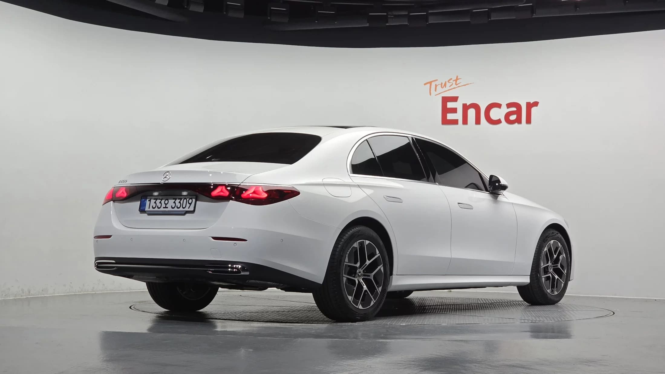 Mercedes-Benz E-Class E200 Avantgarde, 2025 г. — фото 2