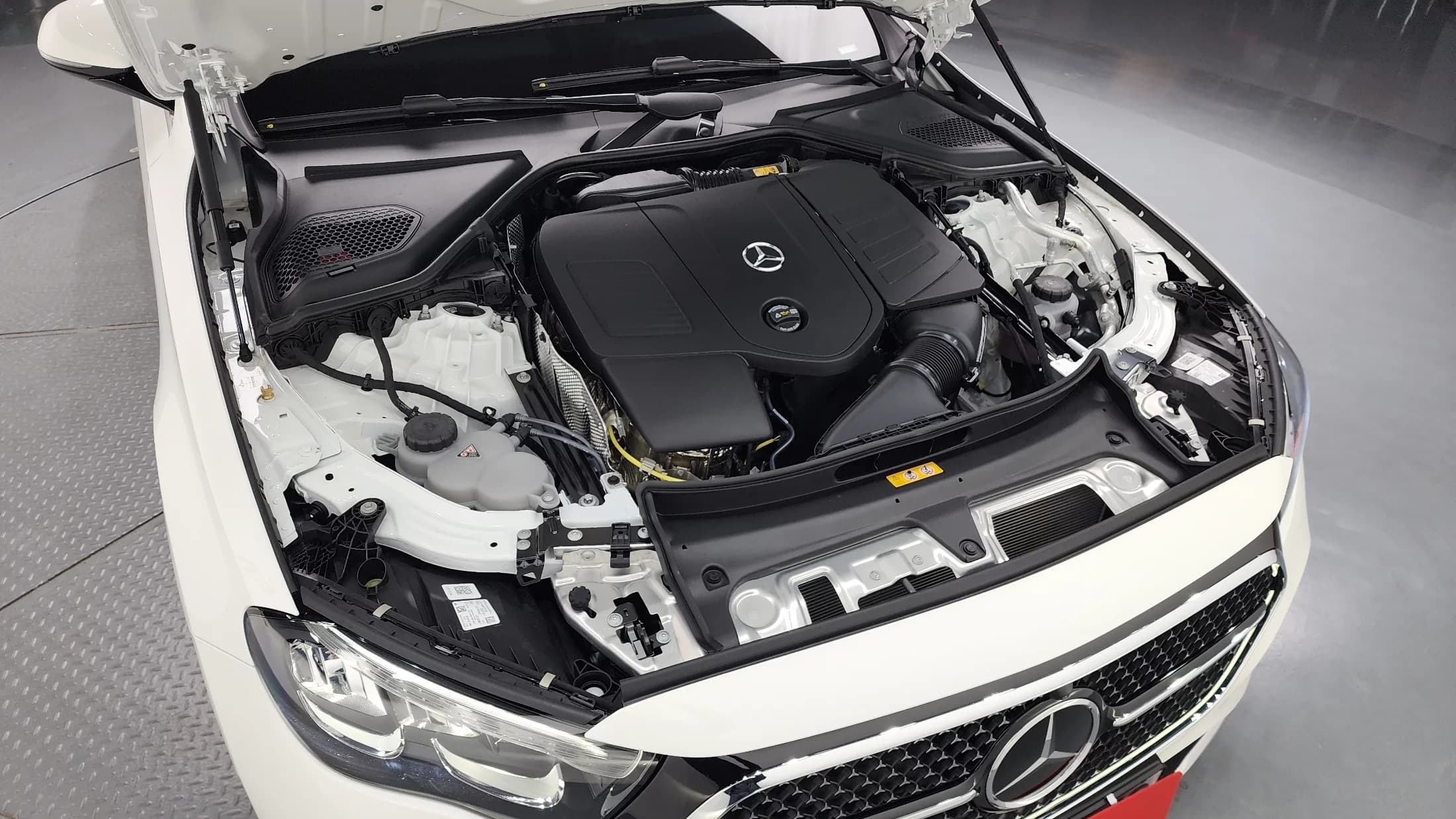 Mercedes-Benz E-Class E200 Avantgarde, 2025 г. — фото 6