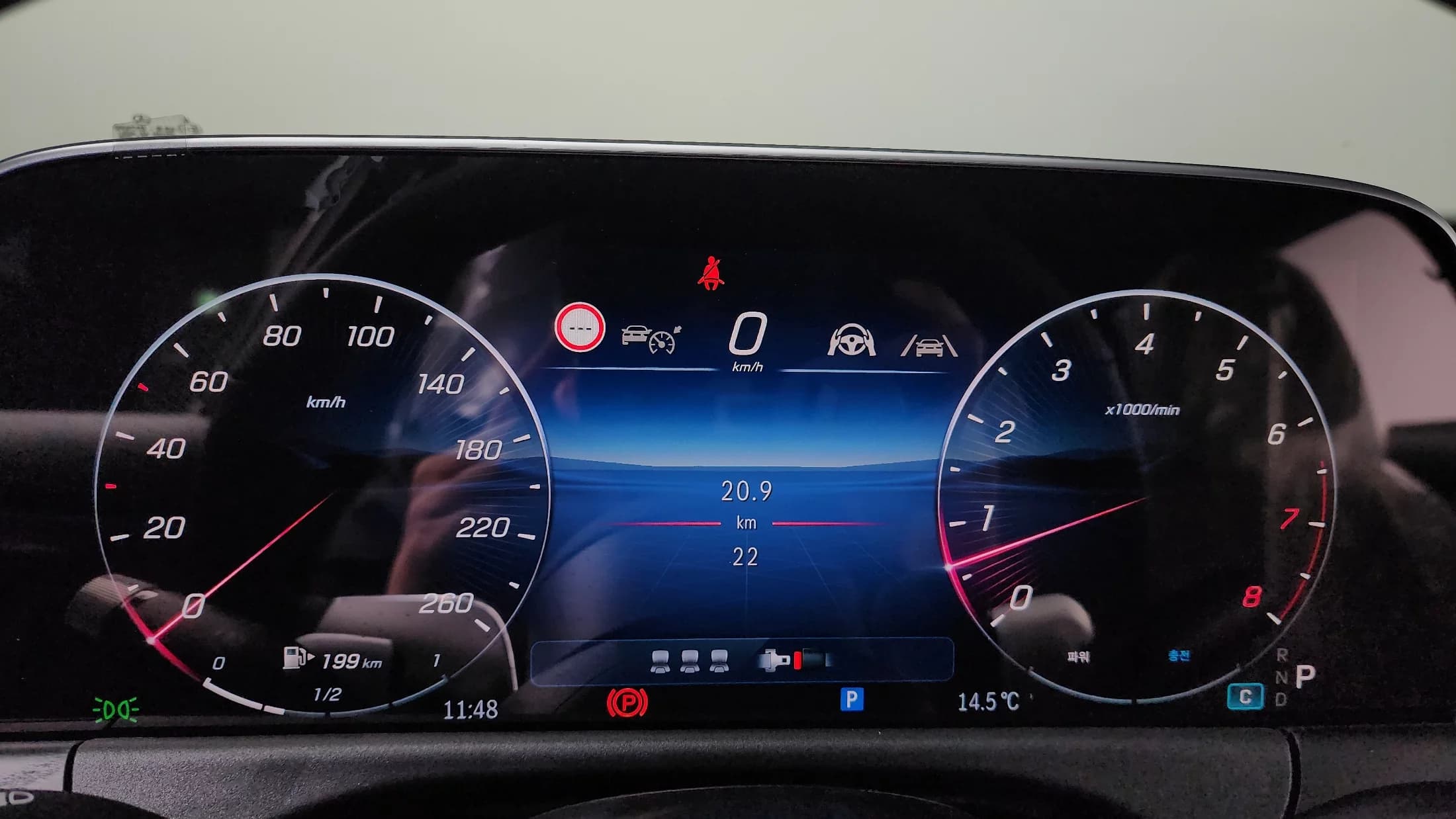 Mercedes-Benz E-Class E200 Avantgarde, 2025 г. — фото 8