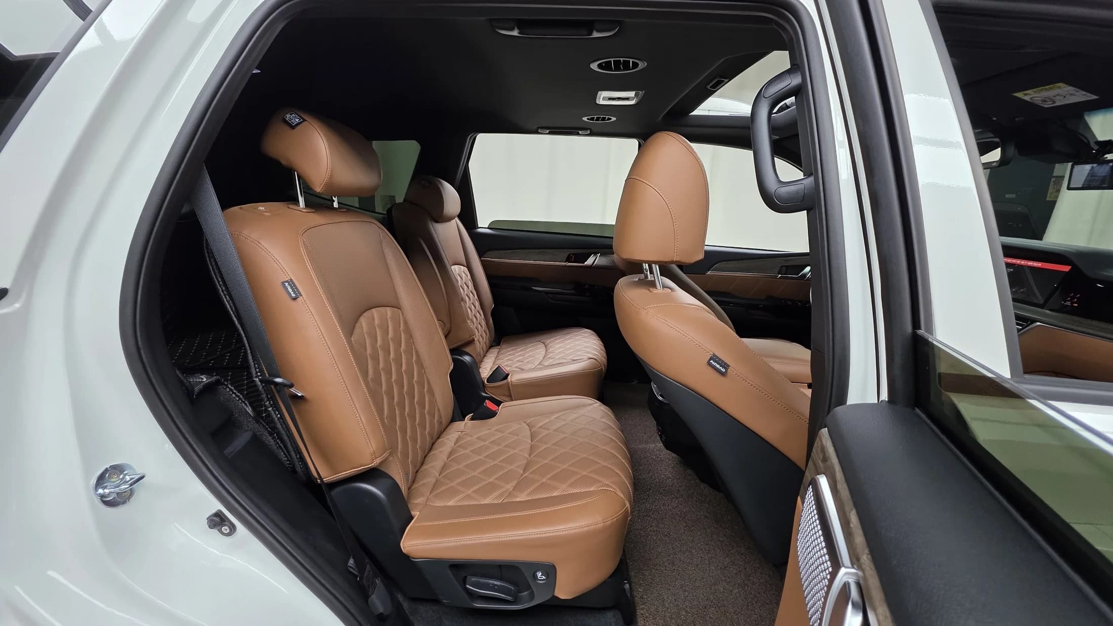 Kia Mohave Diesel 3.0 4WD 6-Seater Masters, 2022 г. 23450 км. — фото 19