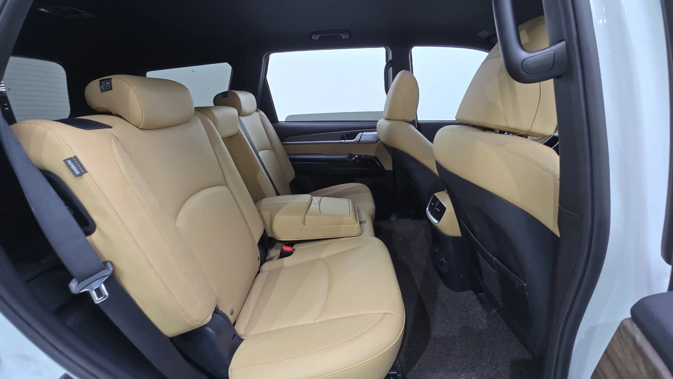 Kia Mohave Diesel 3.0 4WD 5-Seater Platinum, 2021 г. 75157 км. — фото 12