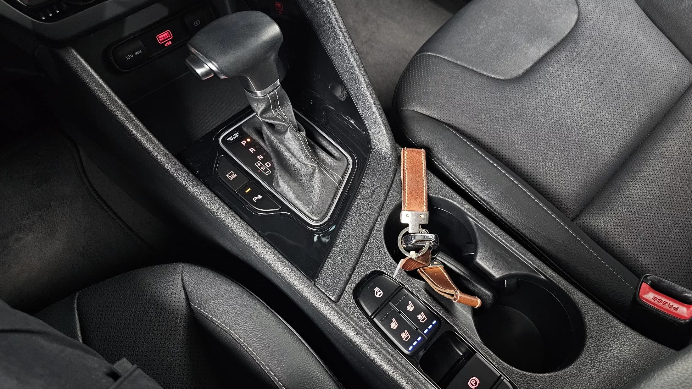 Kia Niro 1.6 HEV Signature, гибрид, 2021 г. 53053 км. — фото 8