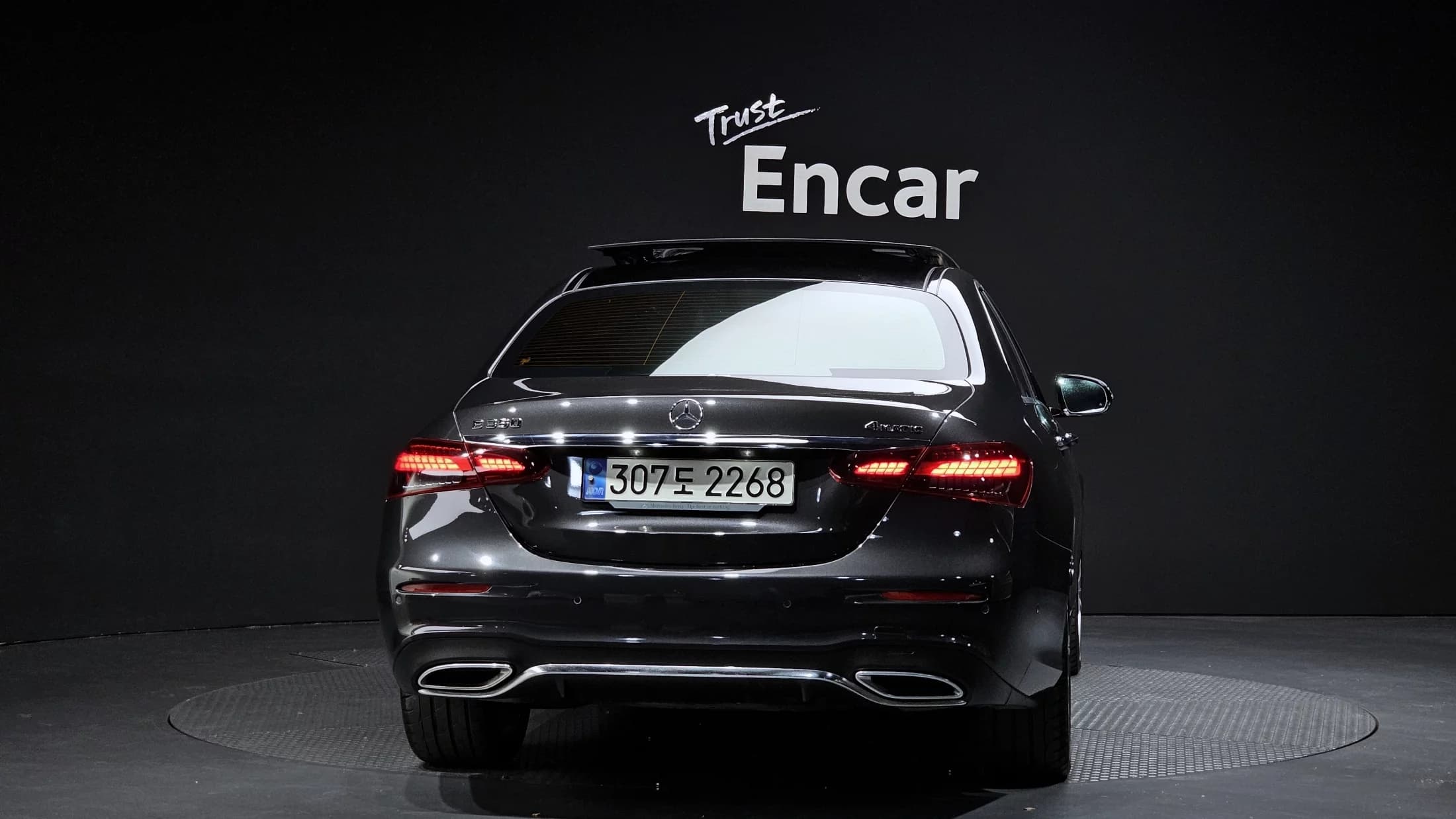 Mercedes-Benz E-Class E350 4MATIC AMG Line, 2021 г. 39232 км. — фото 4
