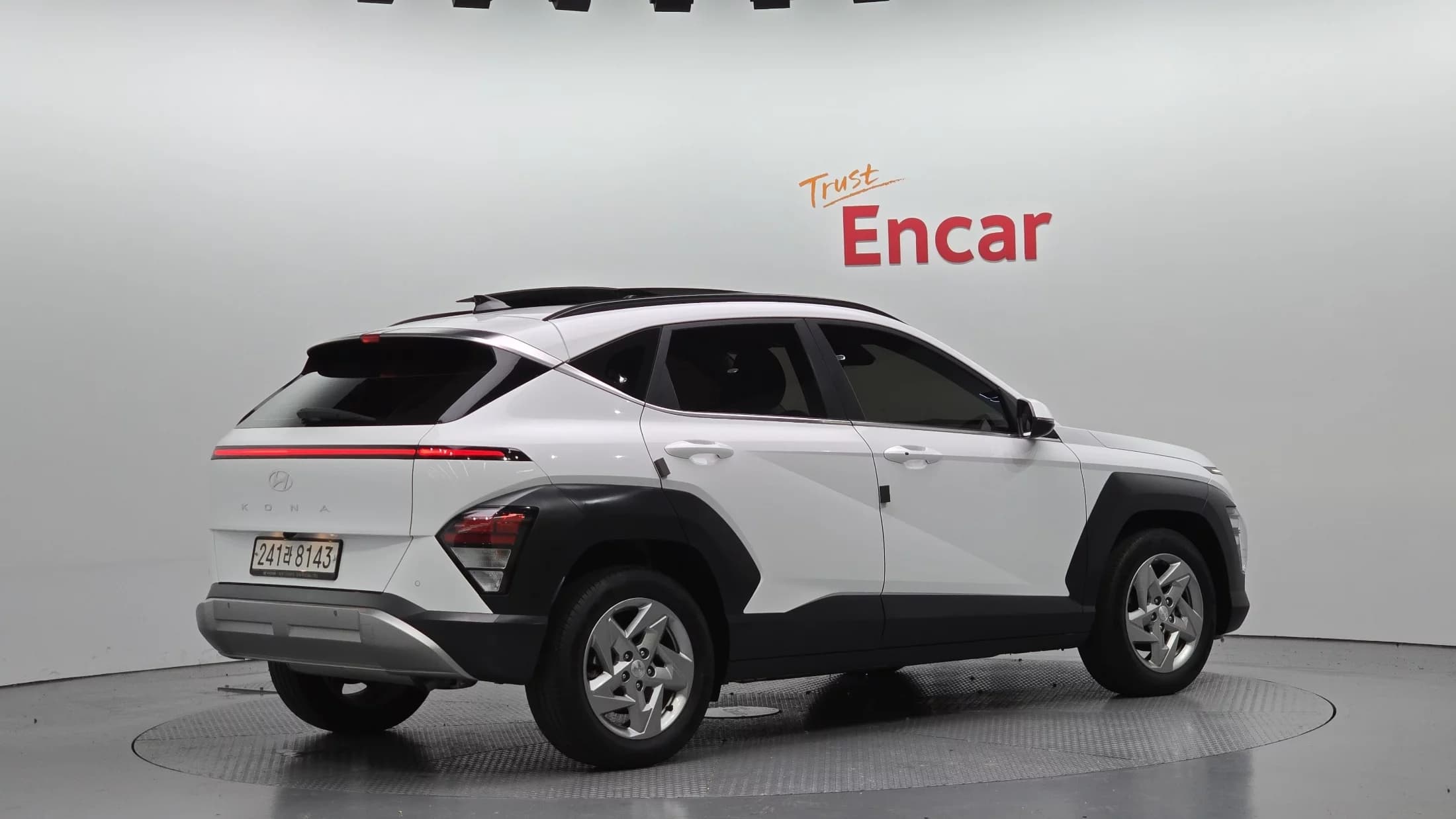 Hyundai Kona Gasoline 1.6 Turbo 2WD Premium, 2023 г. 67447 км. — фото 2
