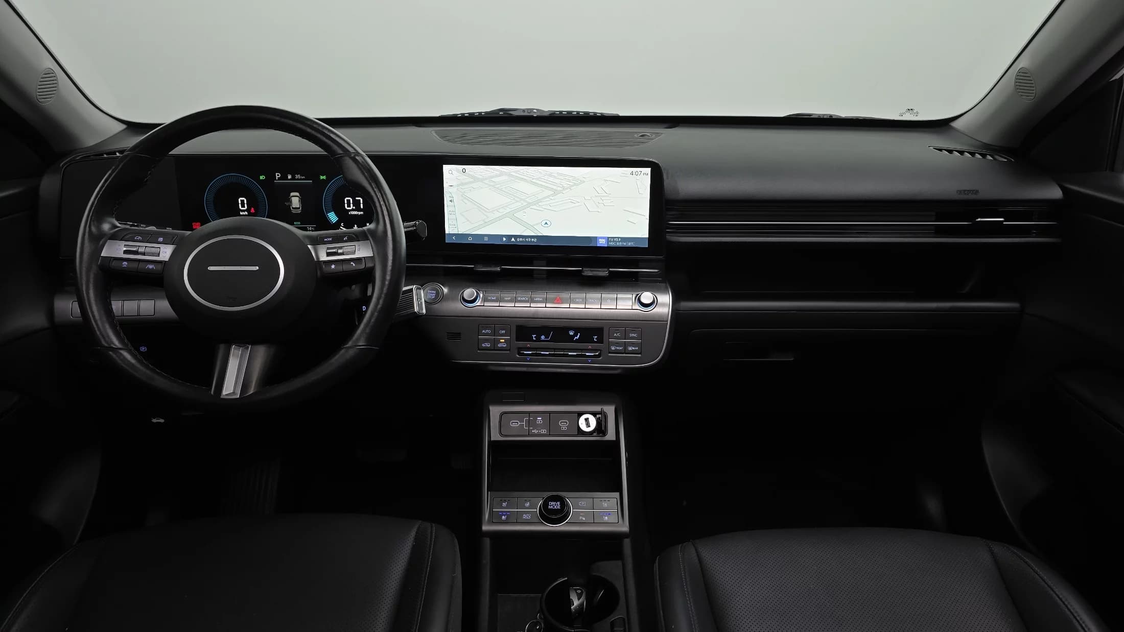 Hyundai Kona Gasoline 1.6 Turbo 2WD Premium, 2023 г. 67447 км. — фото 7