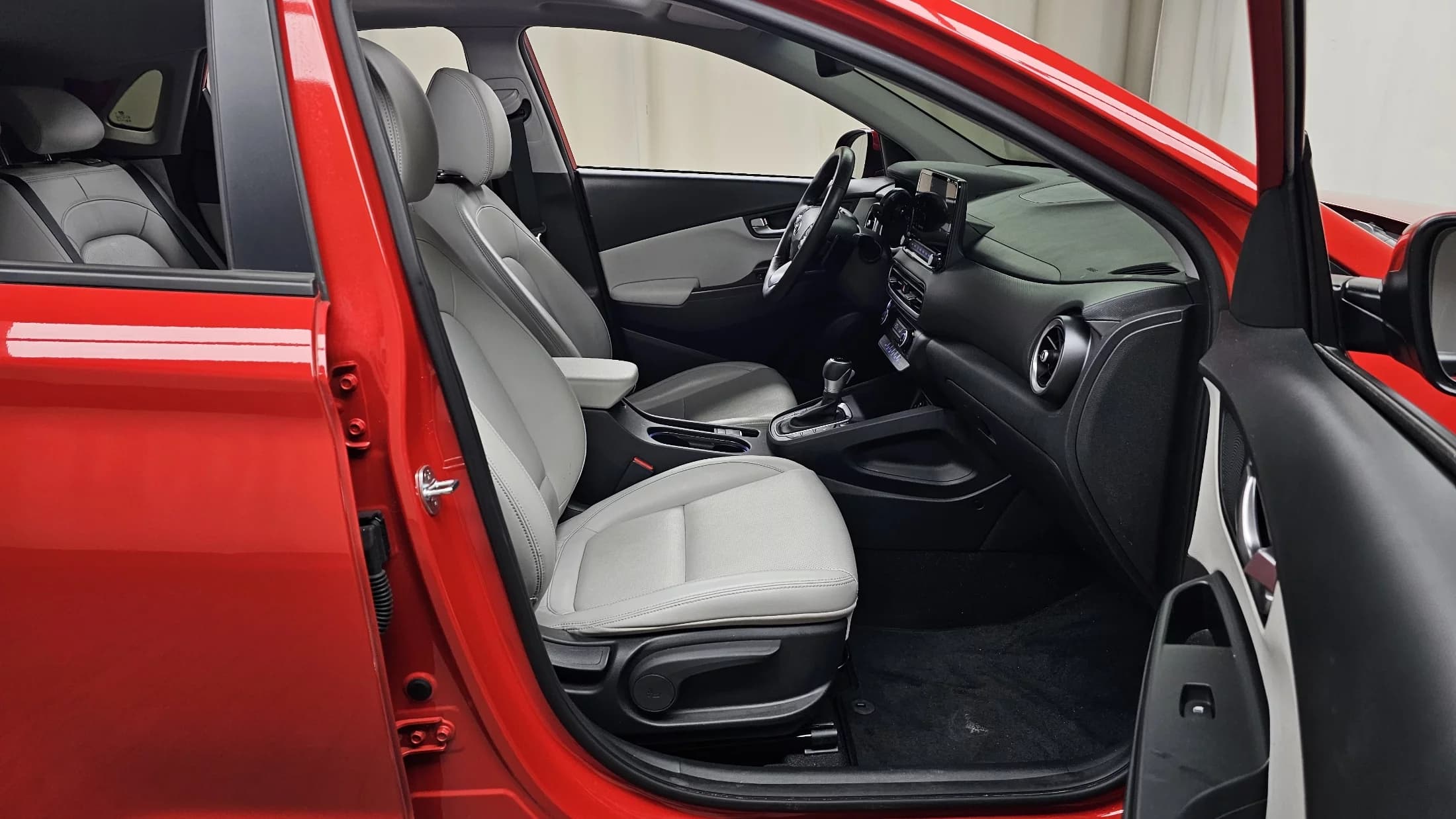 Hyundai Kona Gasoline 1.6 Turbo 4WD Modern, 2021 г. 38660 км. — фото 11
