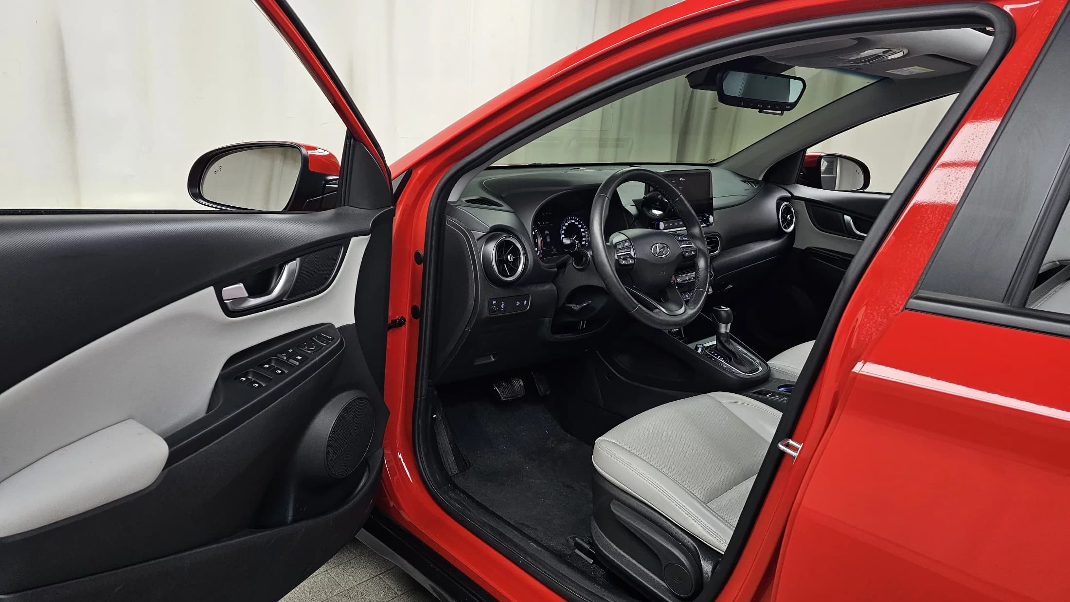 Hyundai Kona Gasoline 1.6 Turbo 4WD Modern, 2021 г. 38660 км. — фото 10