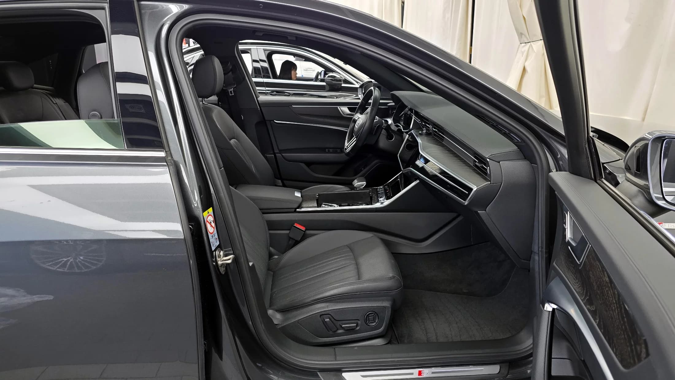 Audi A6 40 TDI Premium, 2021 г. 52501 км. — фото 11