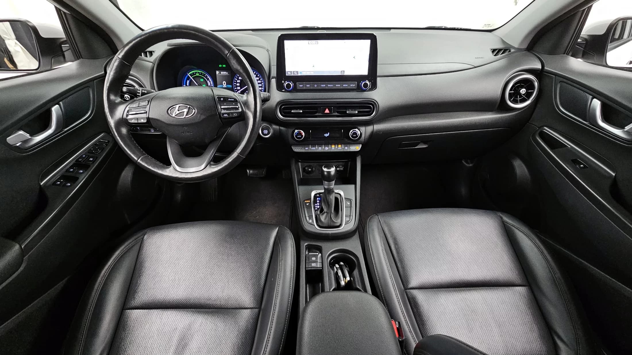Hyundai Kona Modern, гибрид, 2021 г. 152217 км. — фото 7