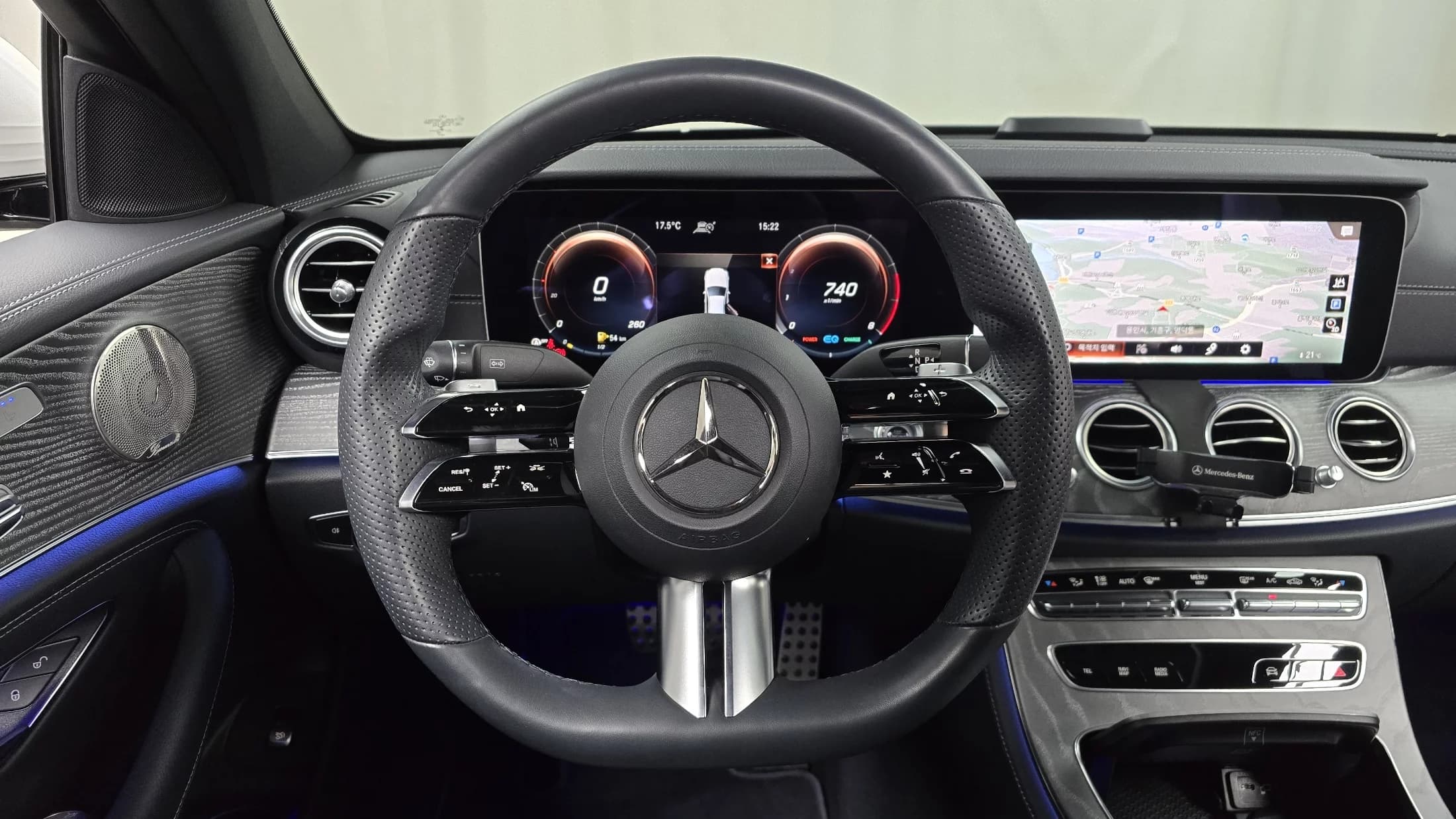 Mercedes-Benz E-Class E350 4MATIC AMG Line, 2022 г. 32270 км. — фото 13