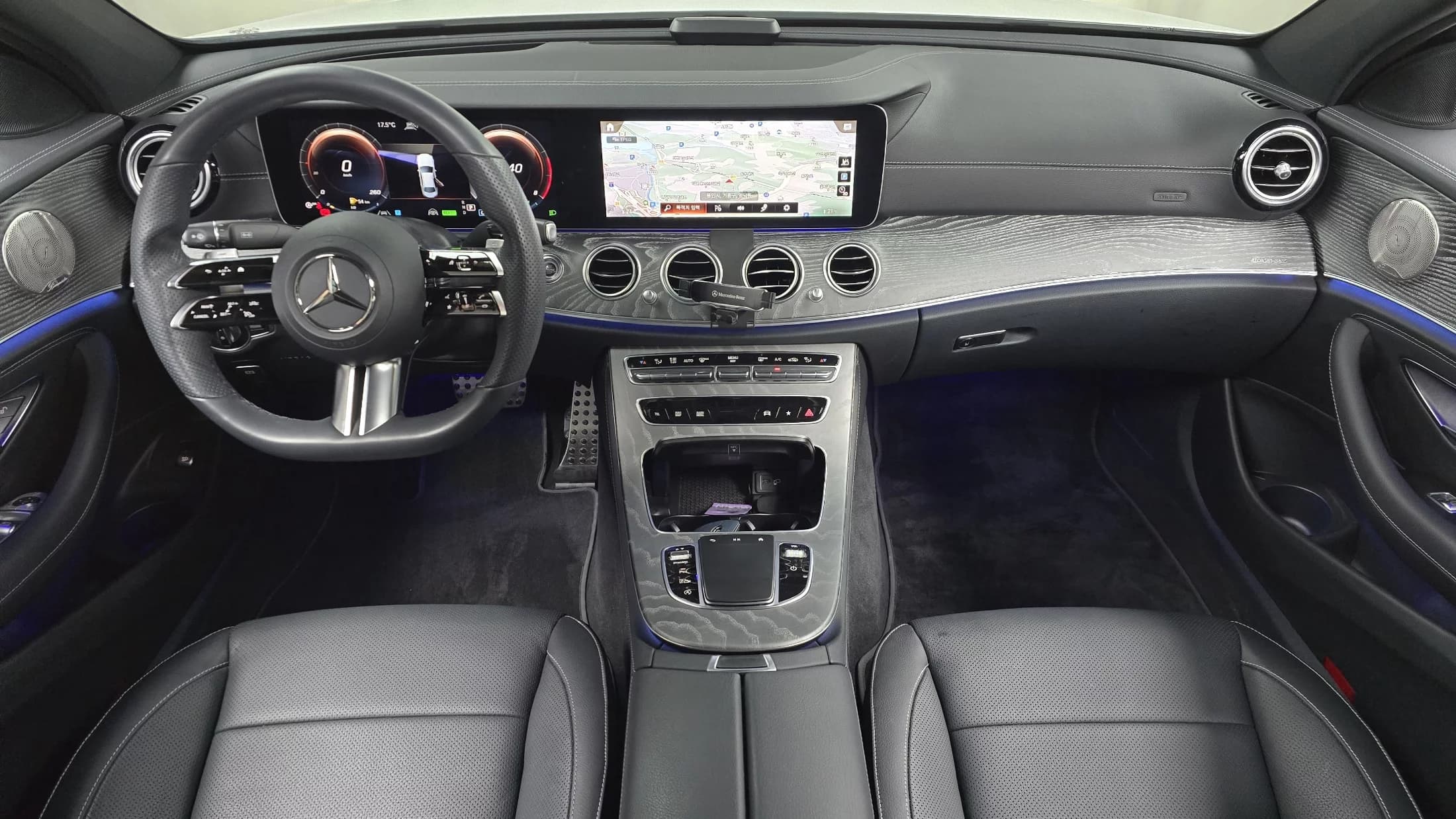 Mercedes-Benz E-Class E350 4MATIC AMG Line, 2022 г. 32270 км. — фото 7