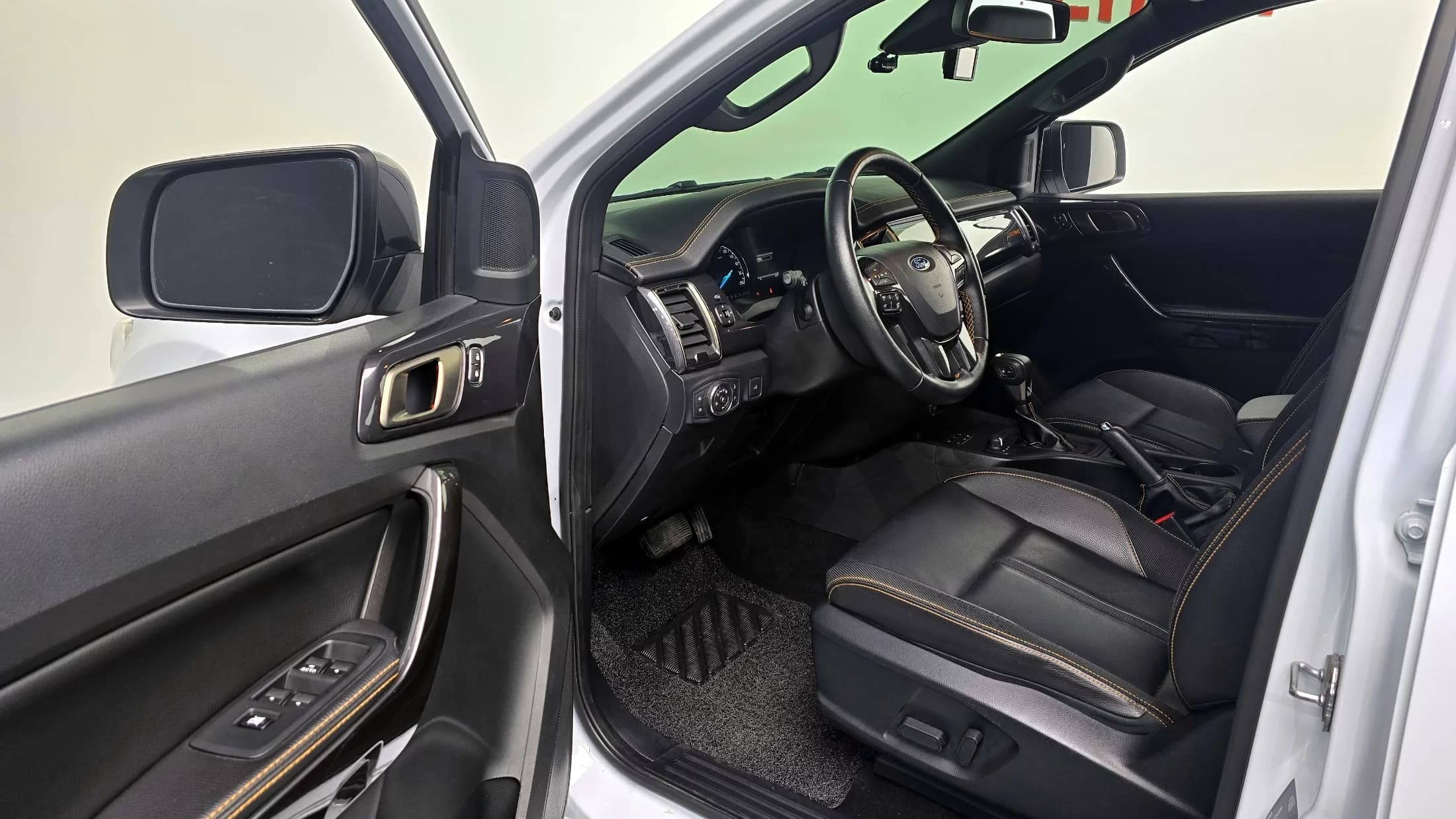 Ford RANGER 2.0 Wildtrack, 2022 г. 24846 км. — фото 11