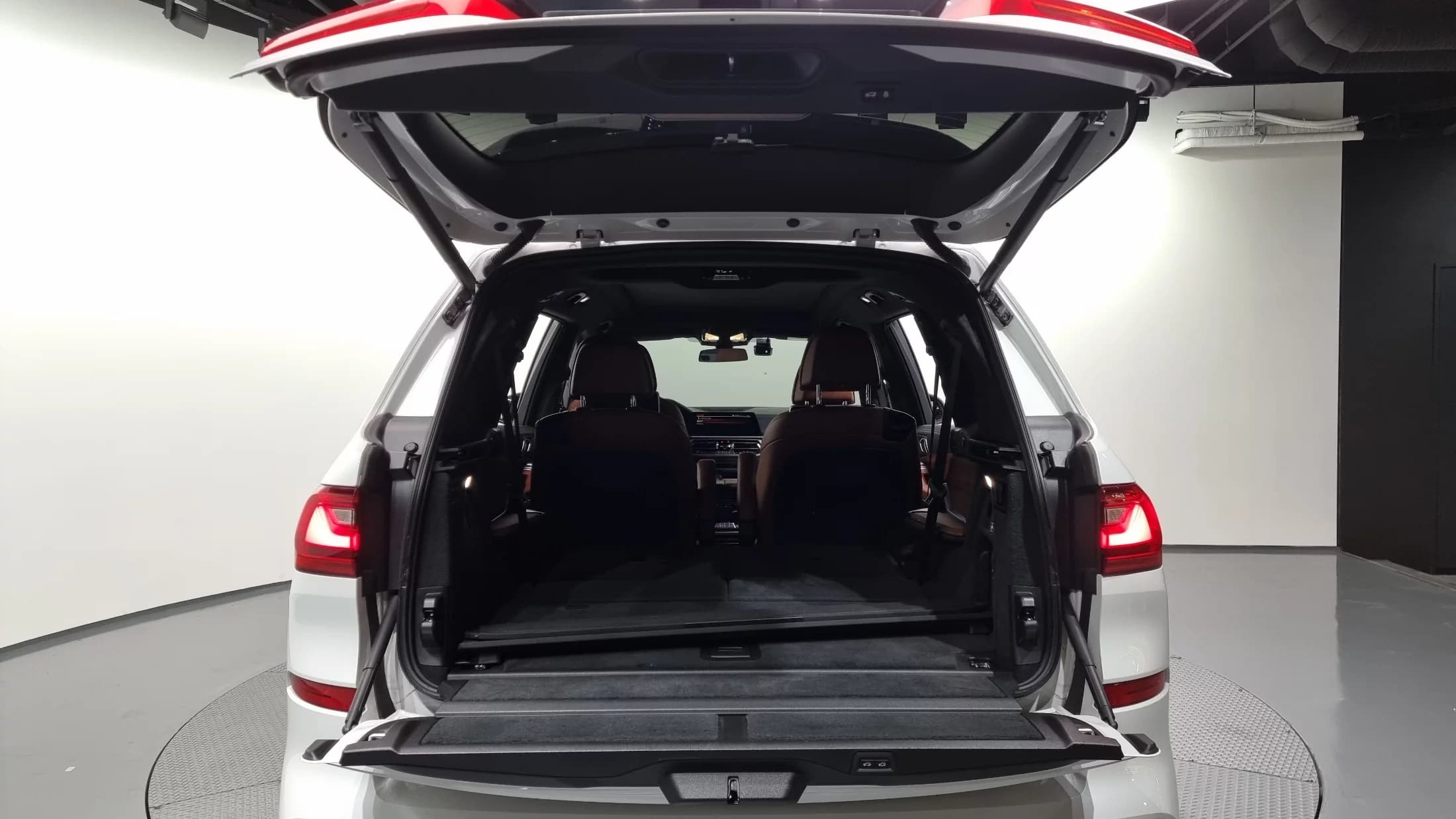 BMW X7 xDrive 40i M Sport 6STR, 2022 г. 53452 км. — фото 20