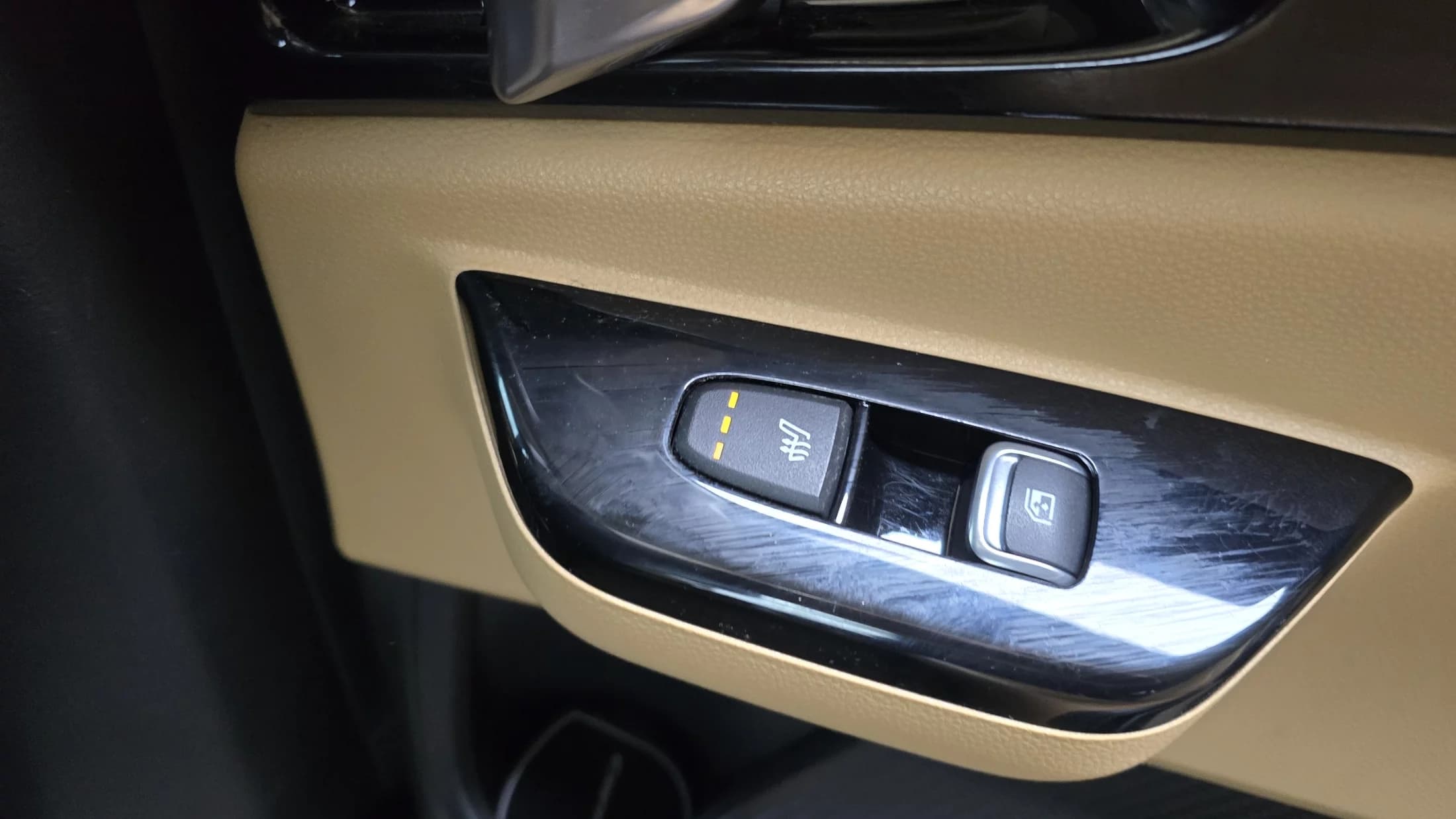 Kia Carnival 9-Seater Signature, 2021 г. 128498 км. — фото 19