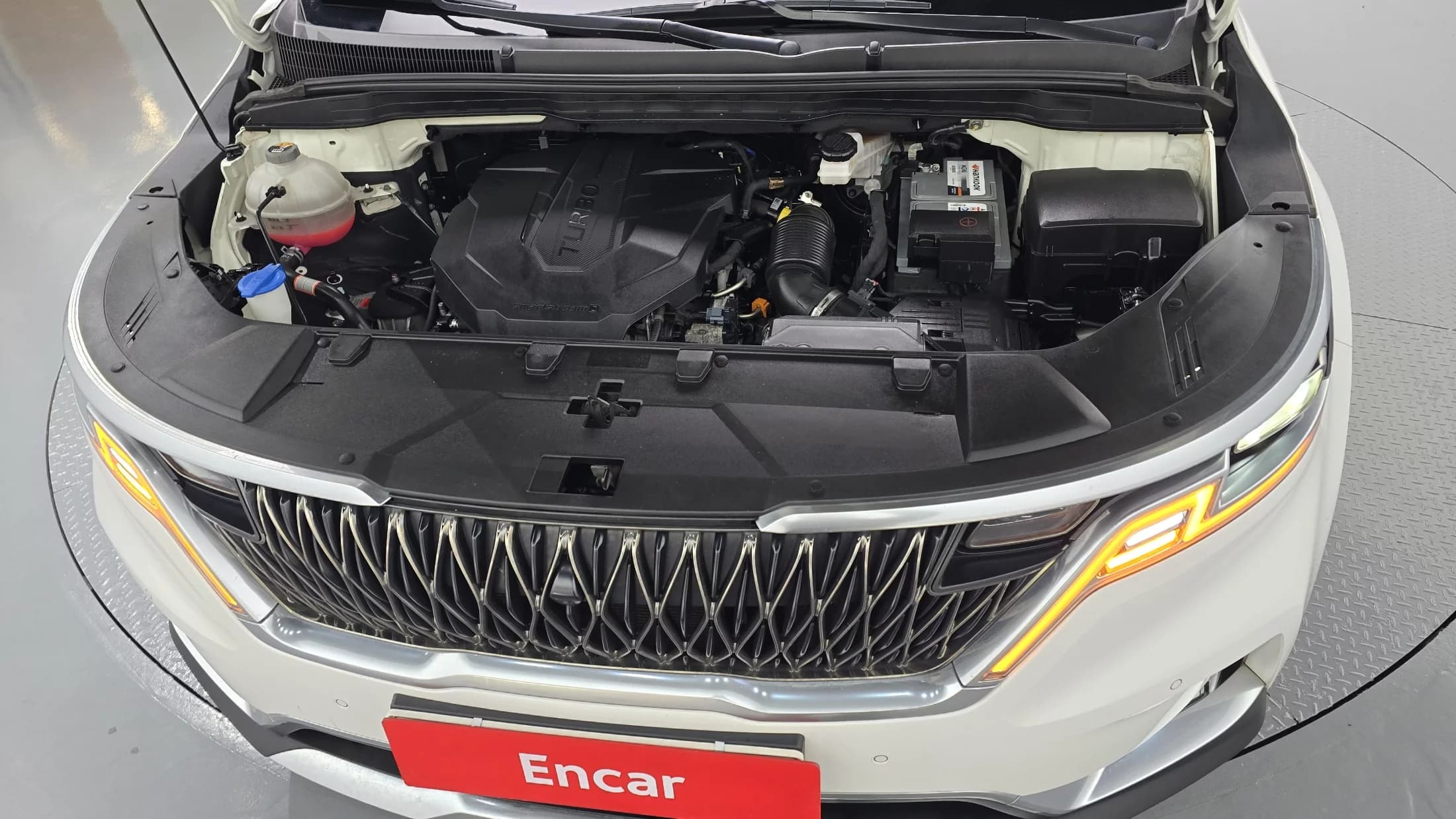 Kia Carnival 9-Seater Signature, 2021 г. 128498 км. — фото 6