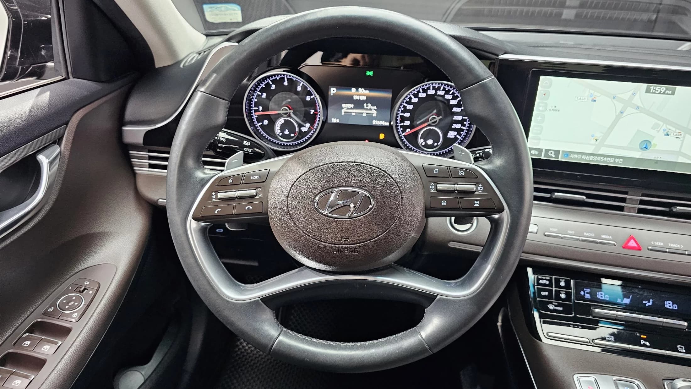 Hyundai Grandeur 2.5 Premium, 2021 г. 57769 км. — фото 13
