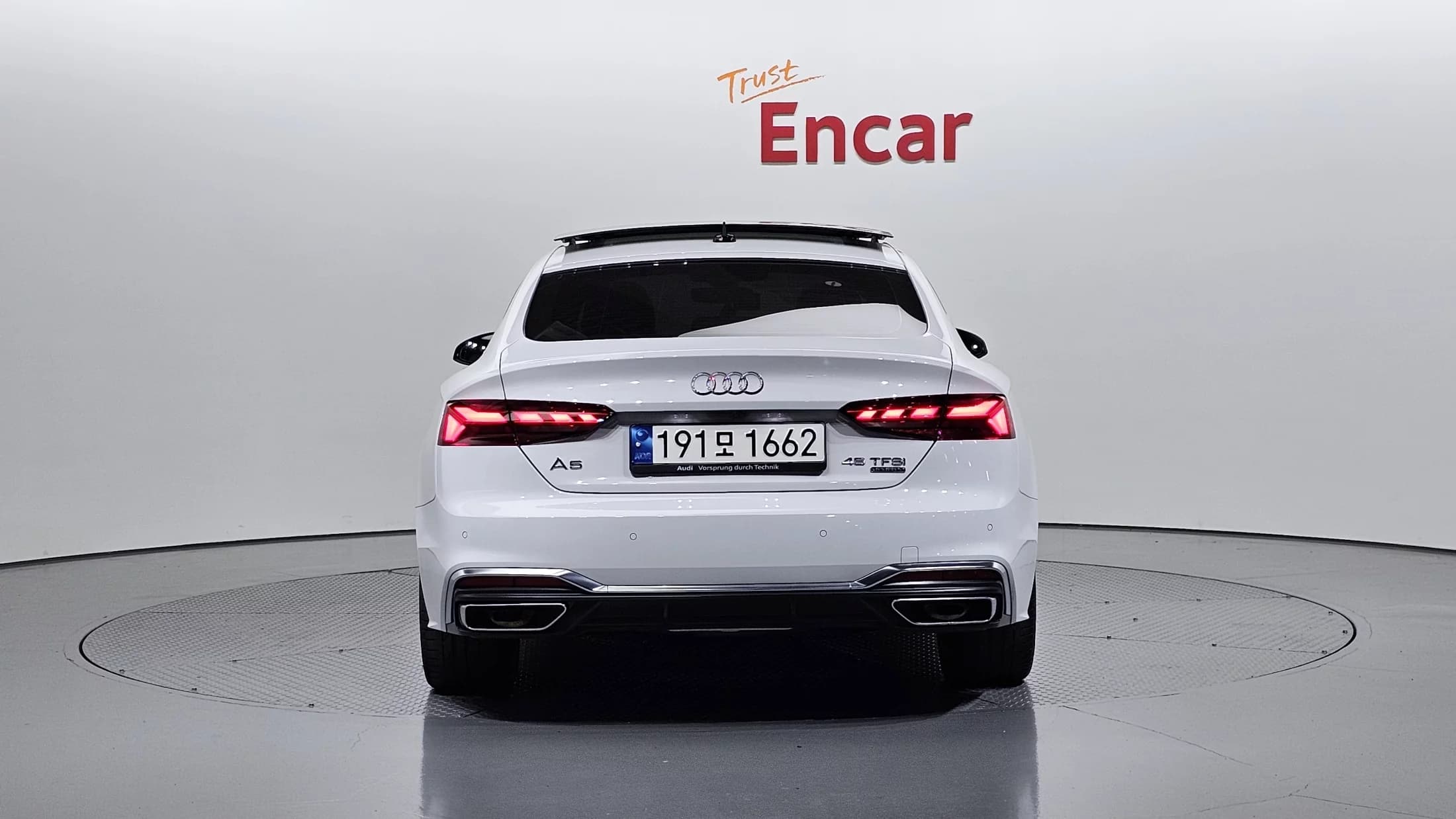 Audi A5 45 TFSI Quattro Premium Sportback, 2023 г. 25601 км. — фото 4