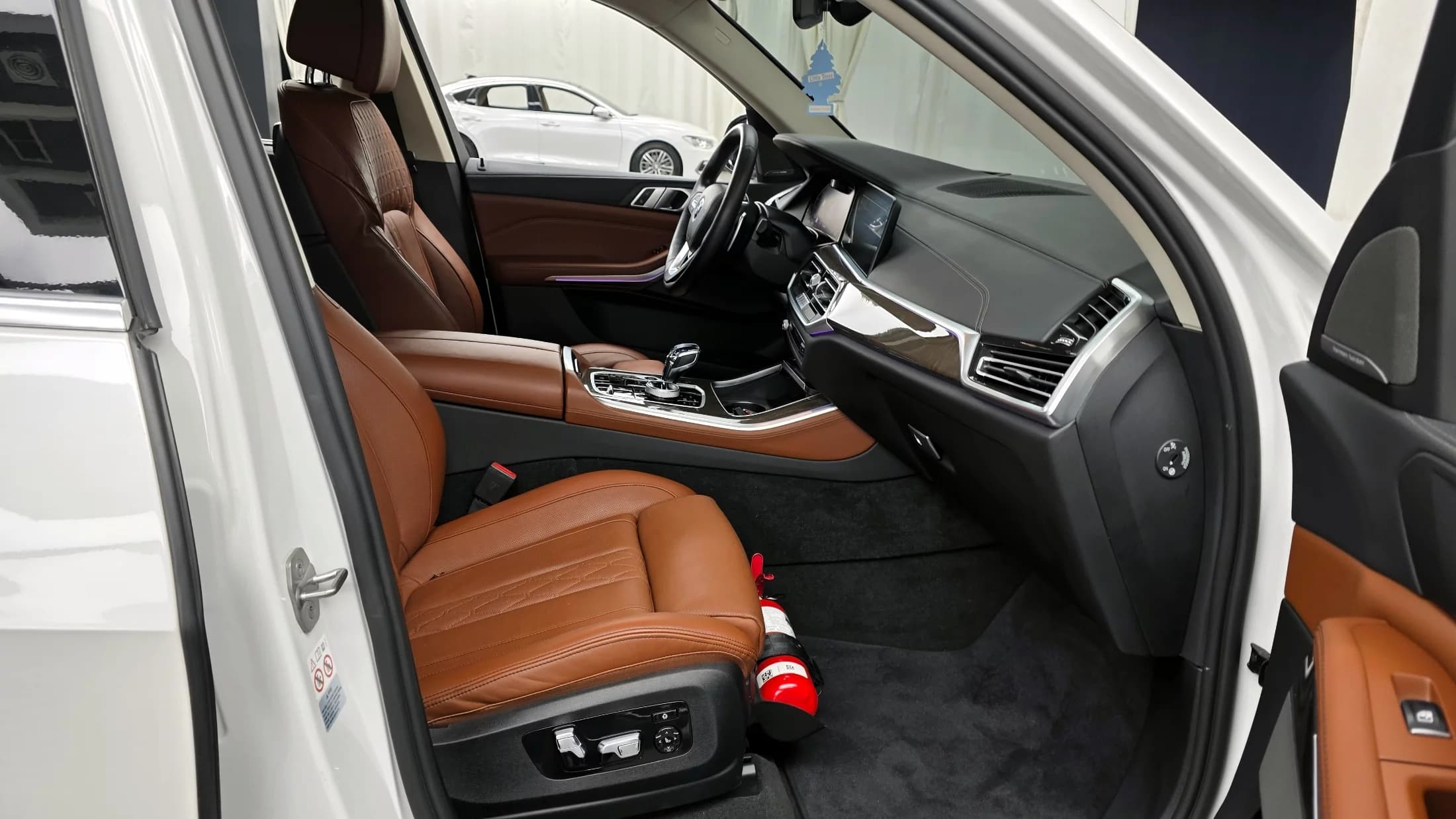 BMW X5 xDrive 40i xLine, 2021 г. 66616 км. — фото 11